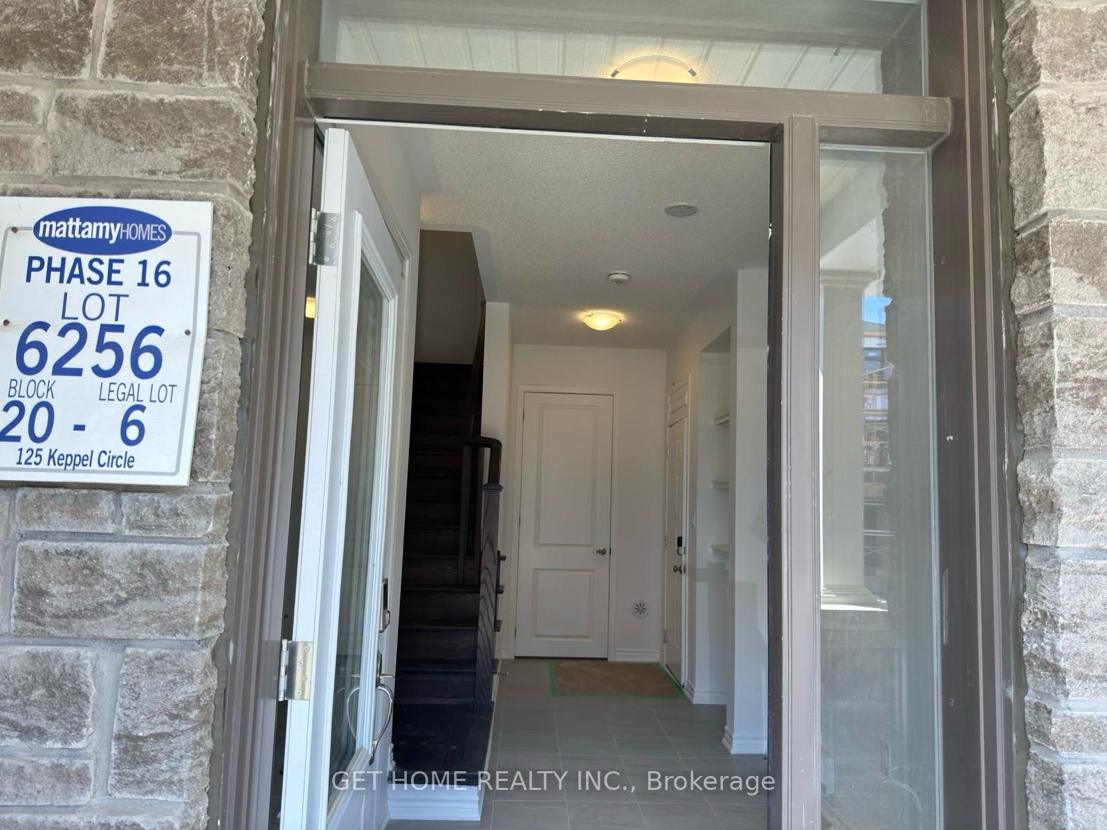 125 Keppel Circ Property Photo 2