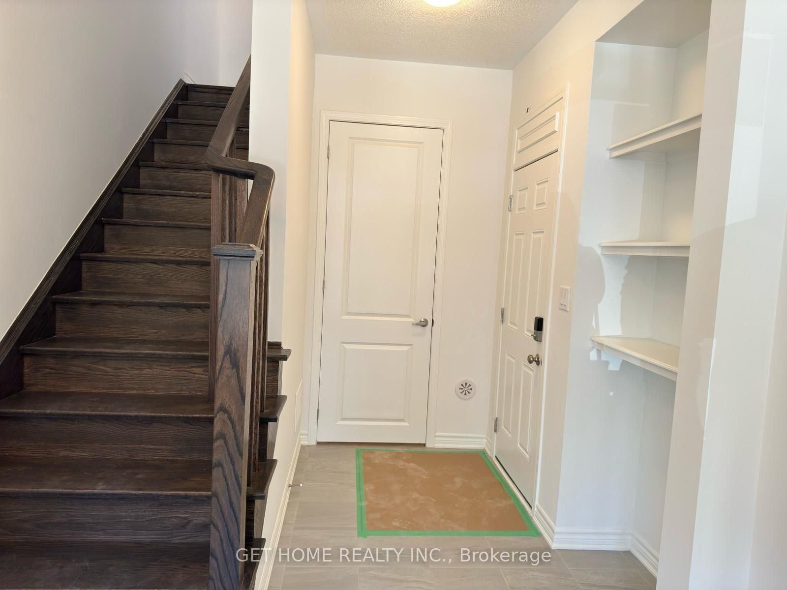 125 Keppel Circ Property Photo 3