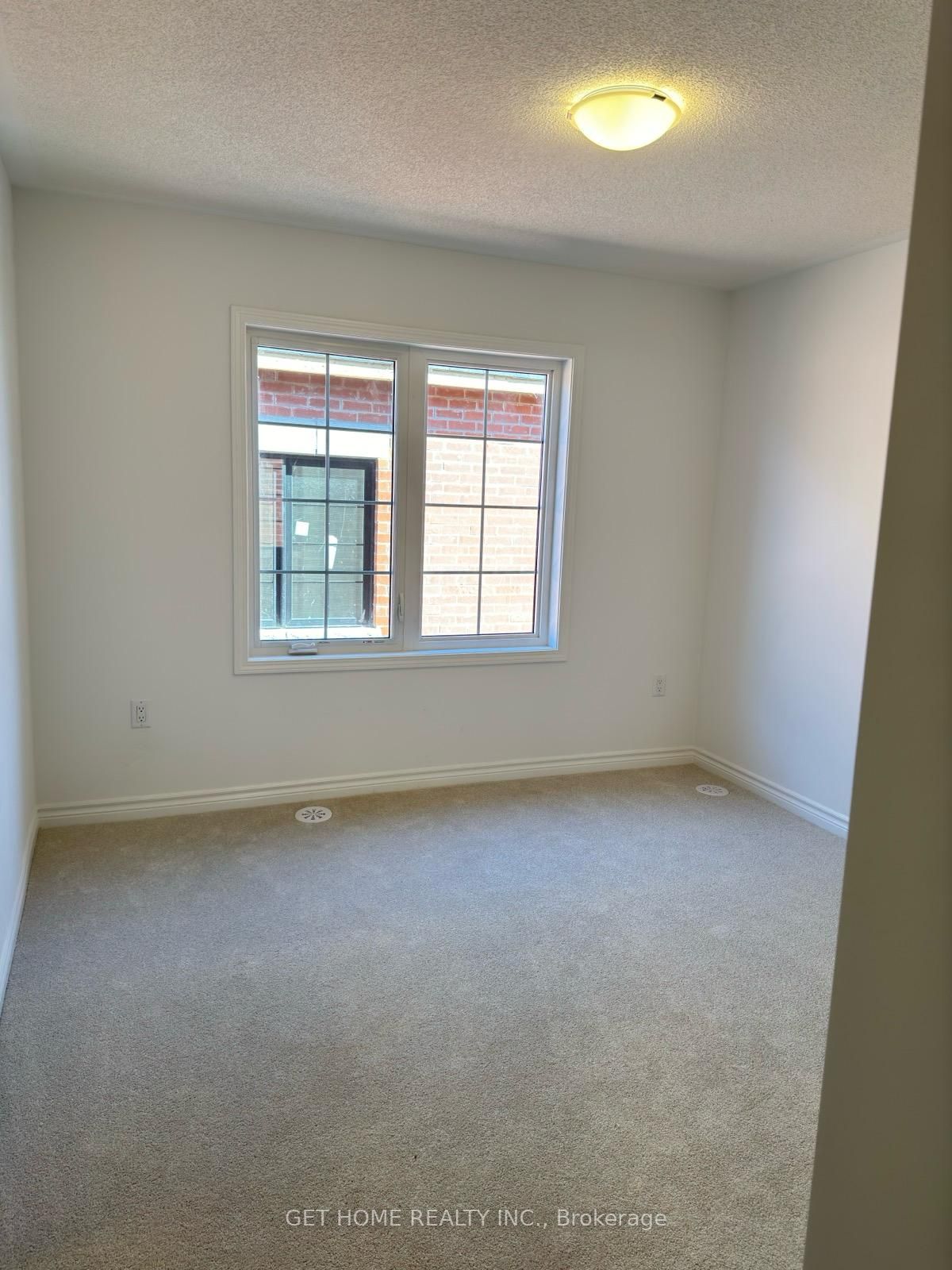 125 Keppel Circ Property Photo 15