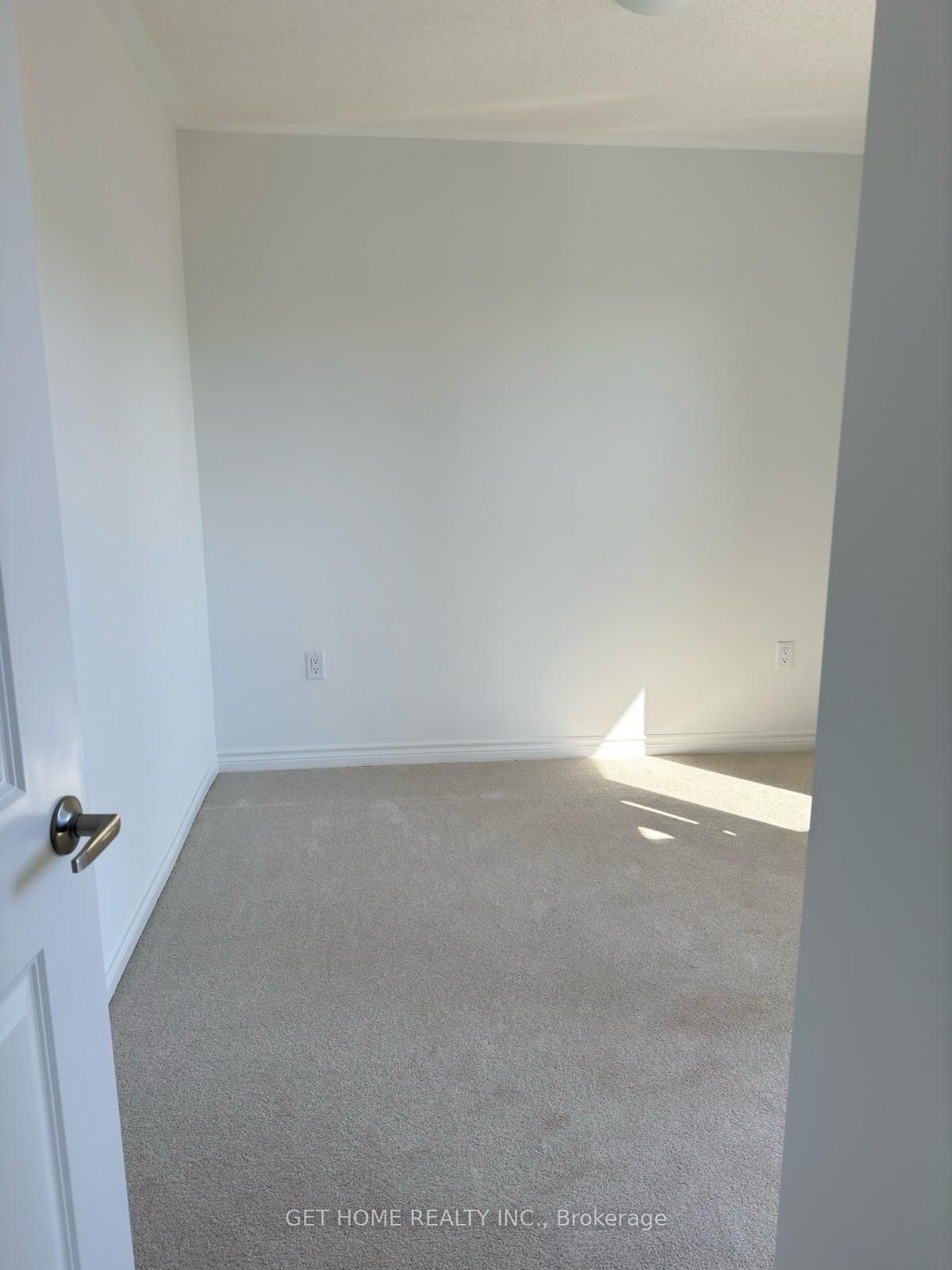 125 Keppel Circ Property Photo 22