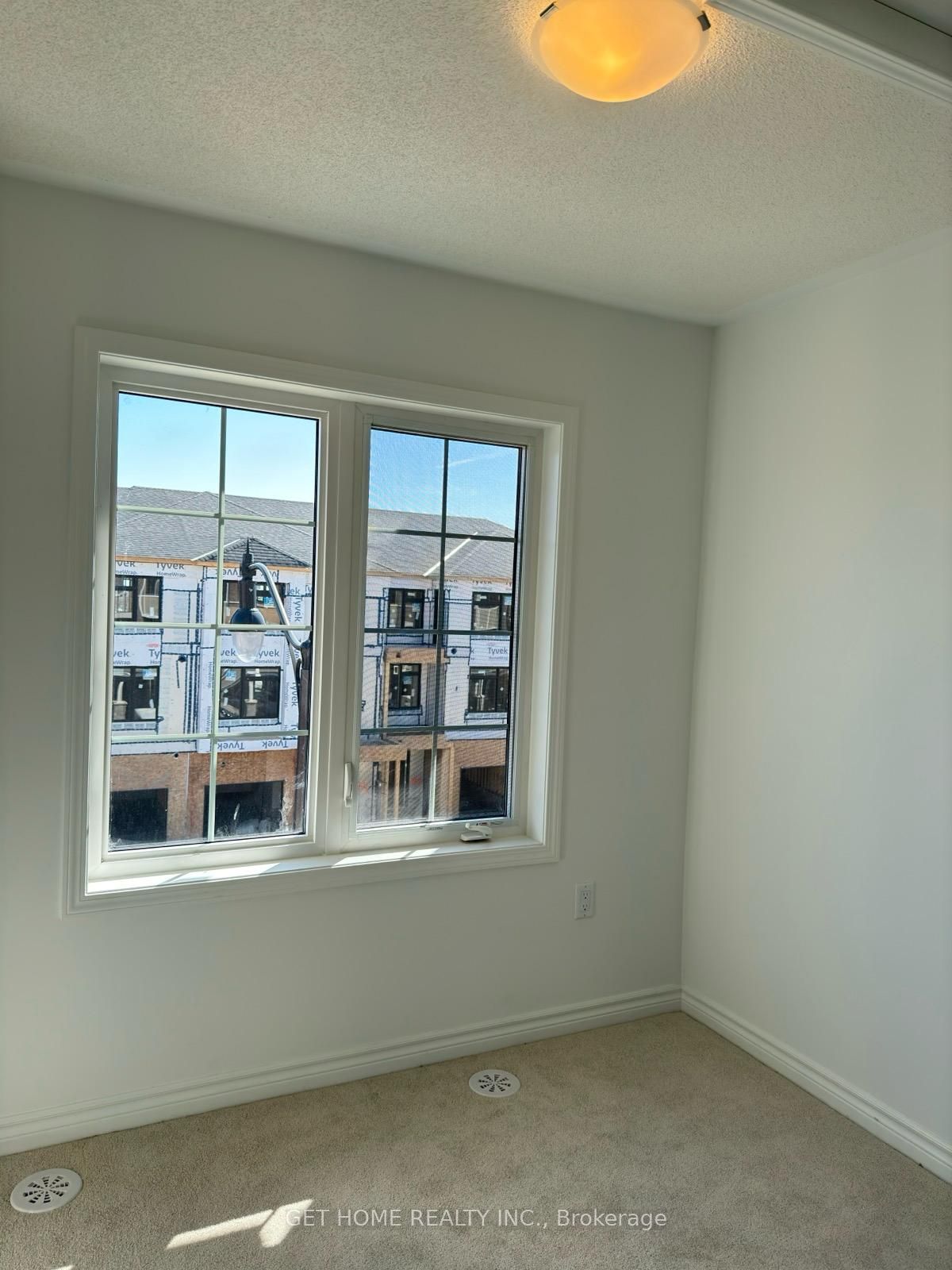 125 Keppel Circ Property Photo 26