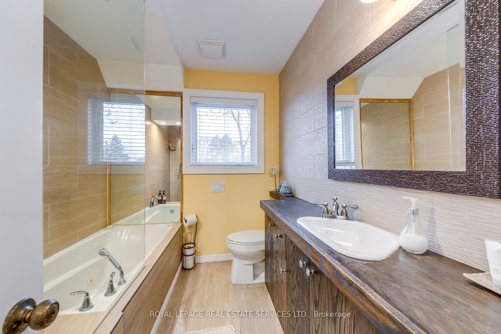 763 Dack Blvd Property Photo 22
