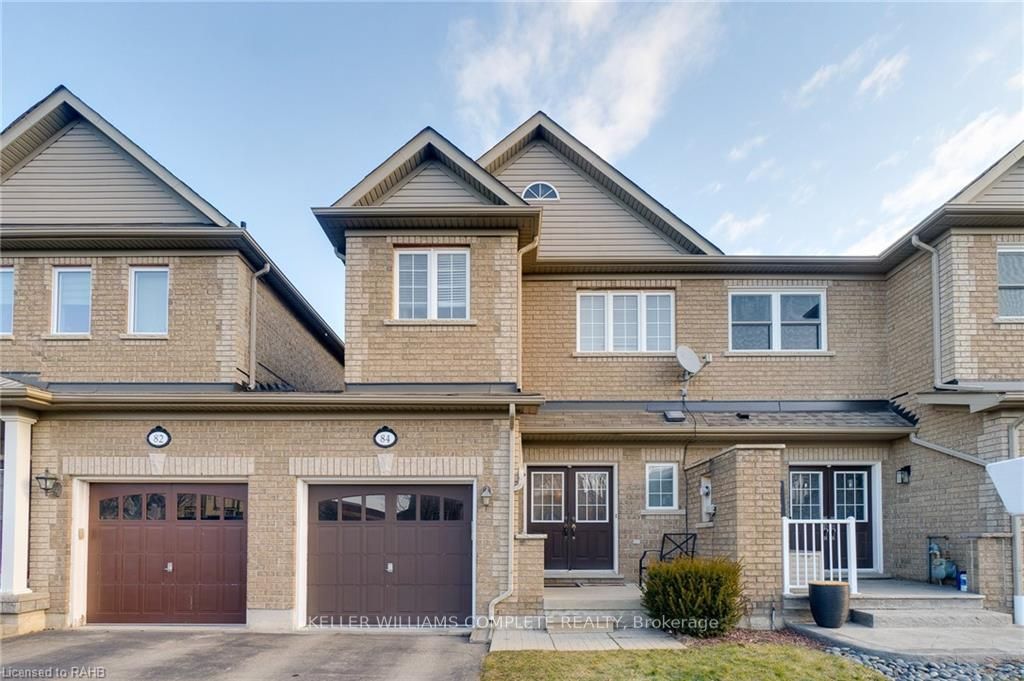 84 Niagara Tr Property Photo 1