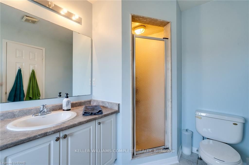 84 Niagara Tr Property Photo 25