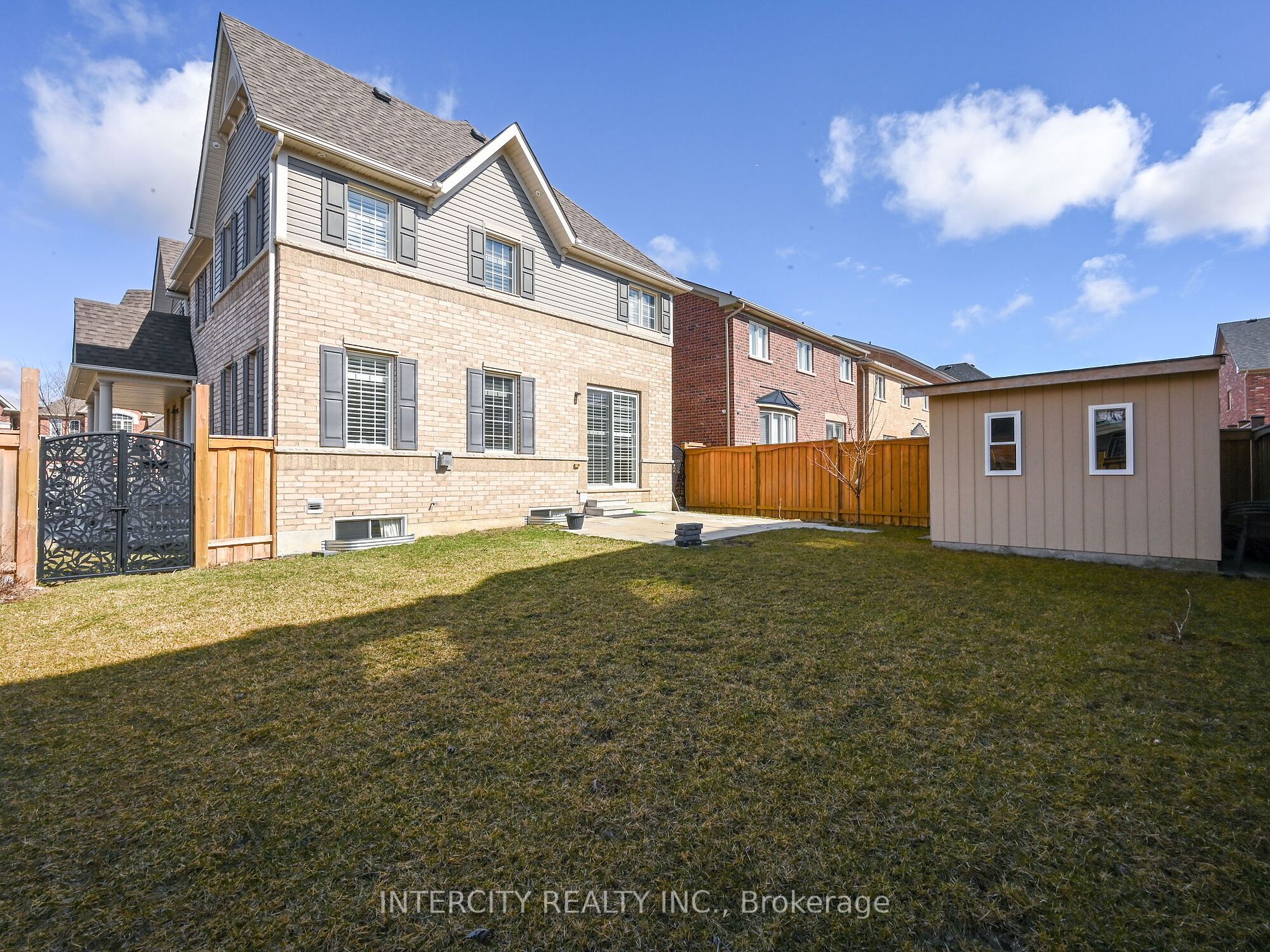 40 Hamilton Crt Property Photo 38