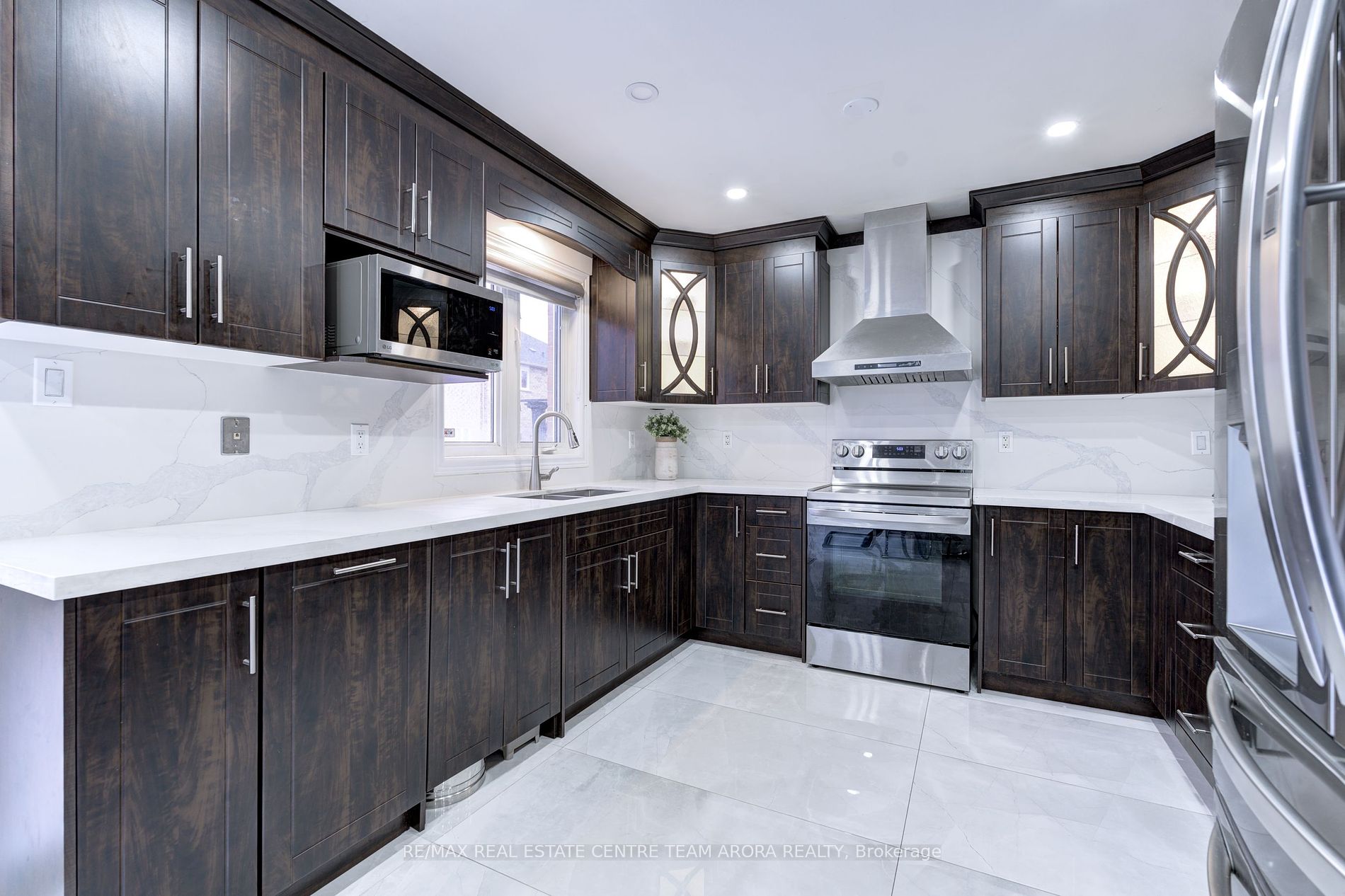 47 Sir Jacobs Cres Property Photo 18