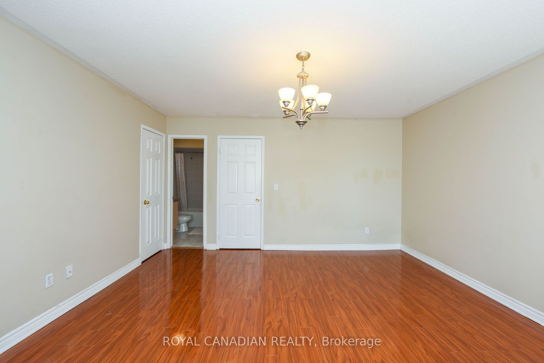 1230 Prestonwood Cres Property Photo 18
