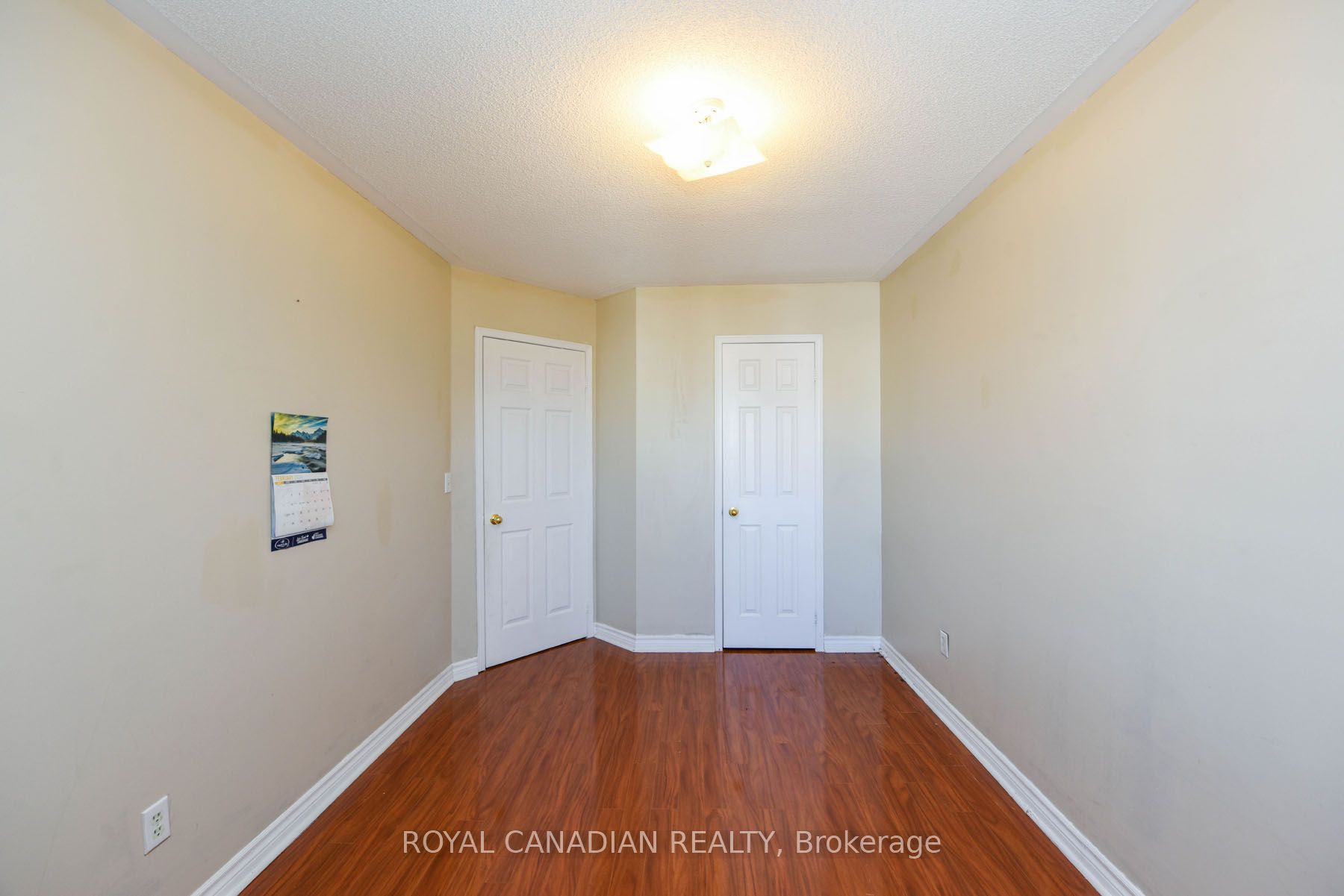 1230 Prestonwood Cres Property Photo 23
