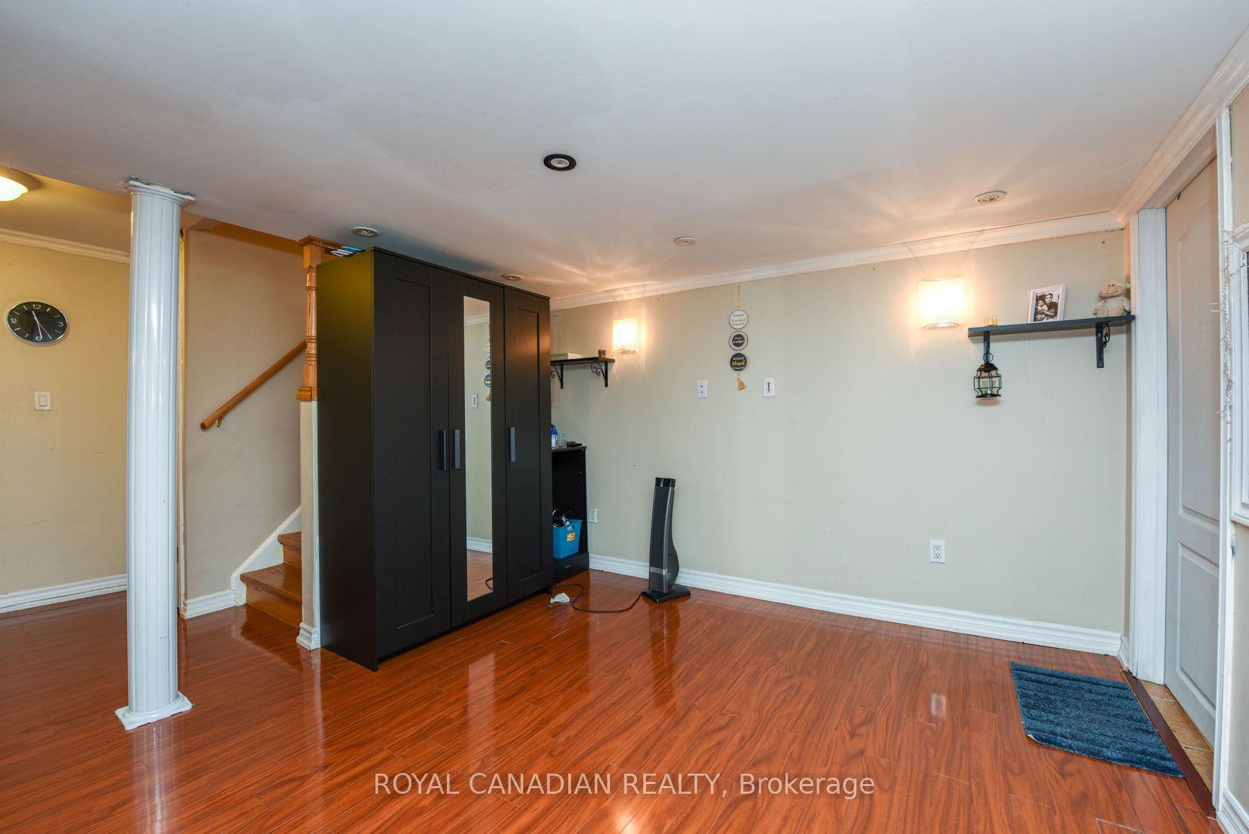 1230 Prestonwood Cres Property Photo 27