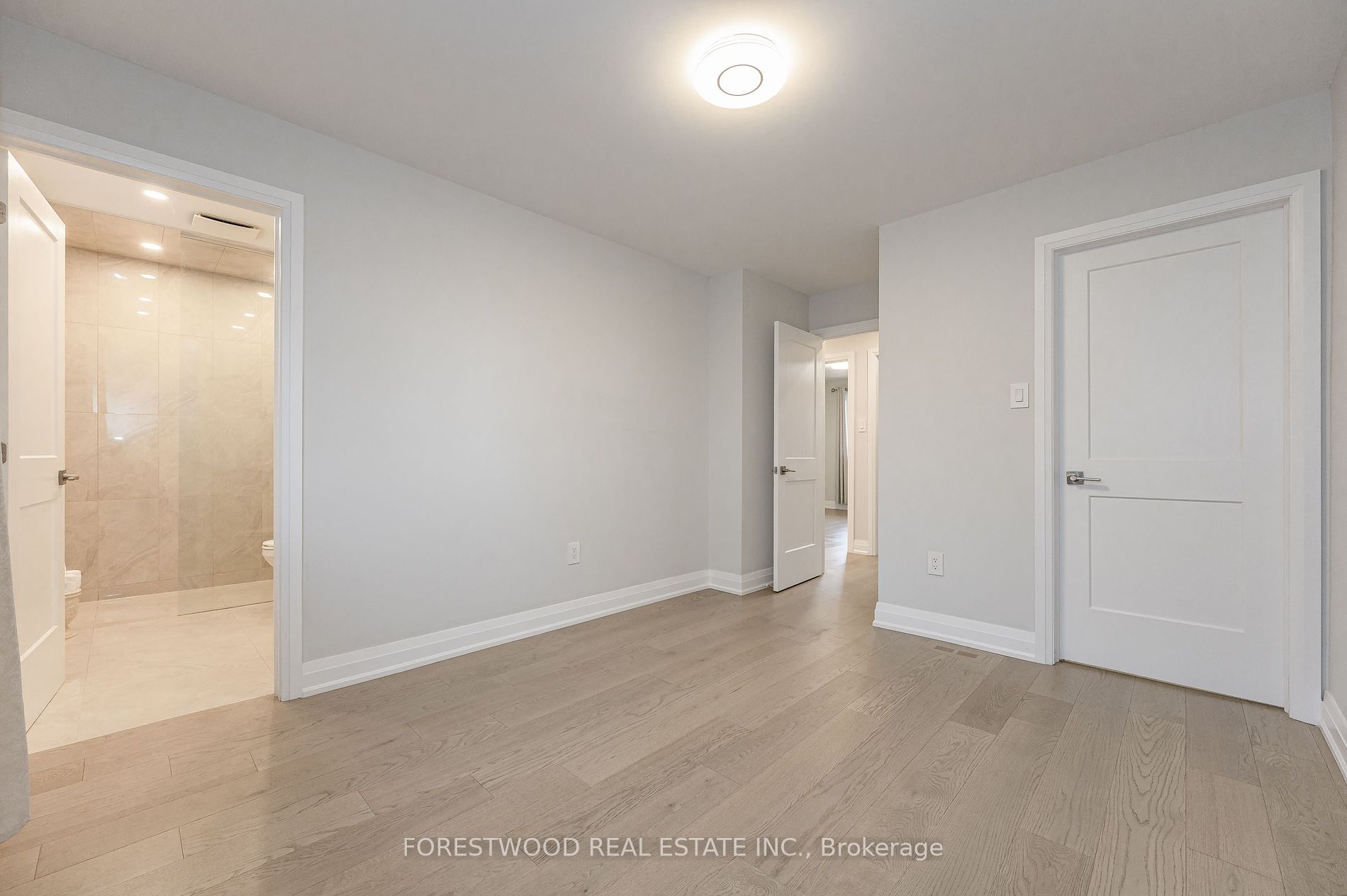 2072 Family Cres Property Photo 16