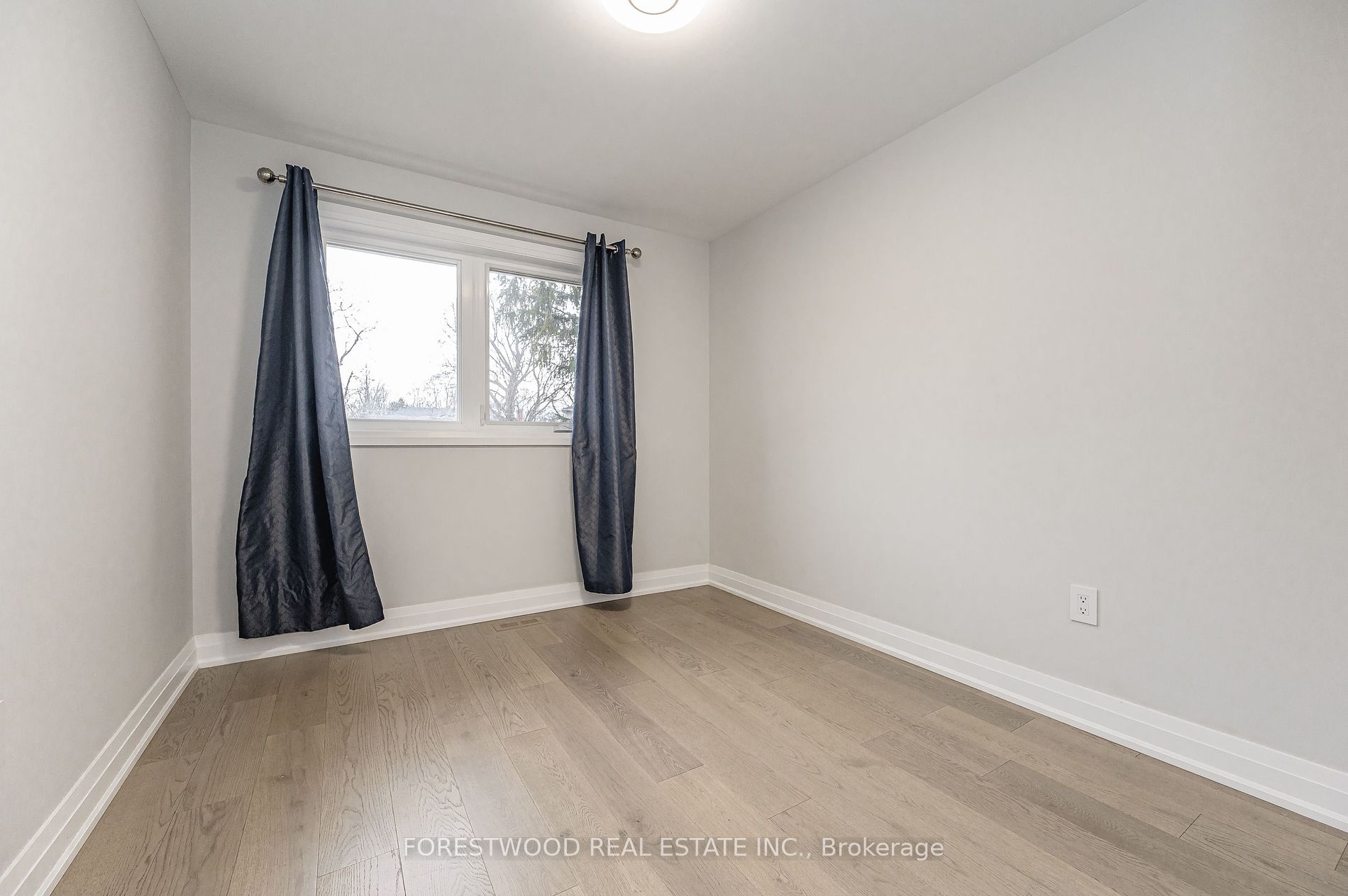 2072 Family Cres Property Photo 19