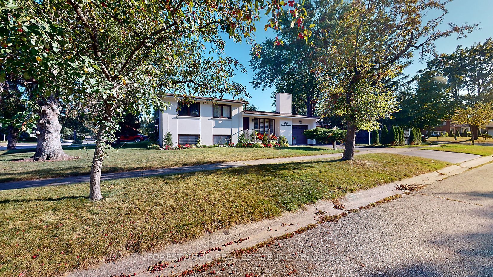 2072 Family Cres Property Photo 32
