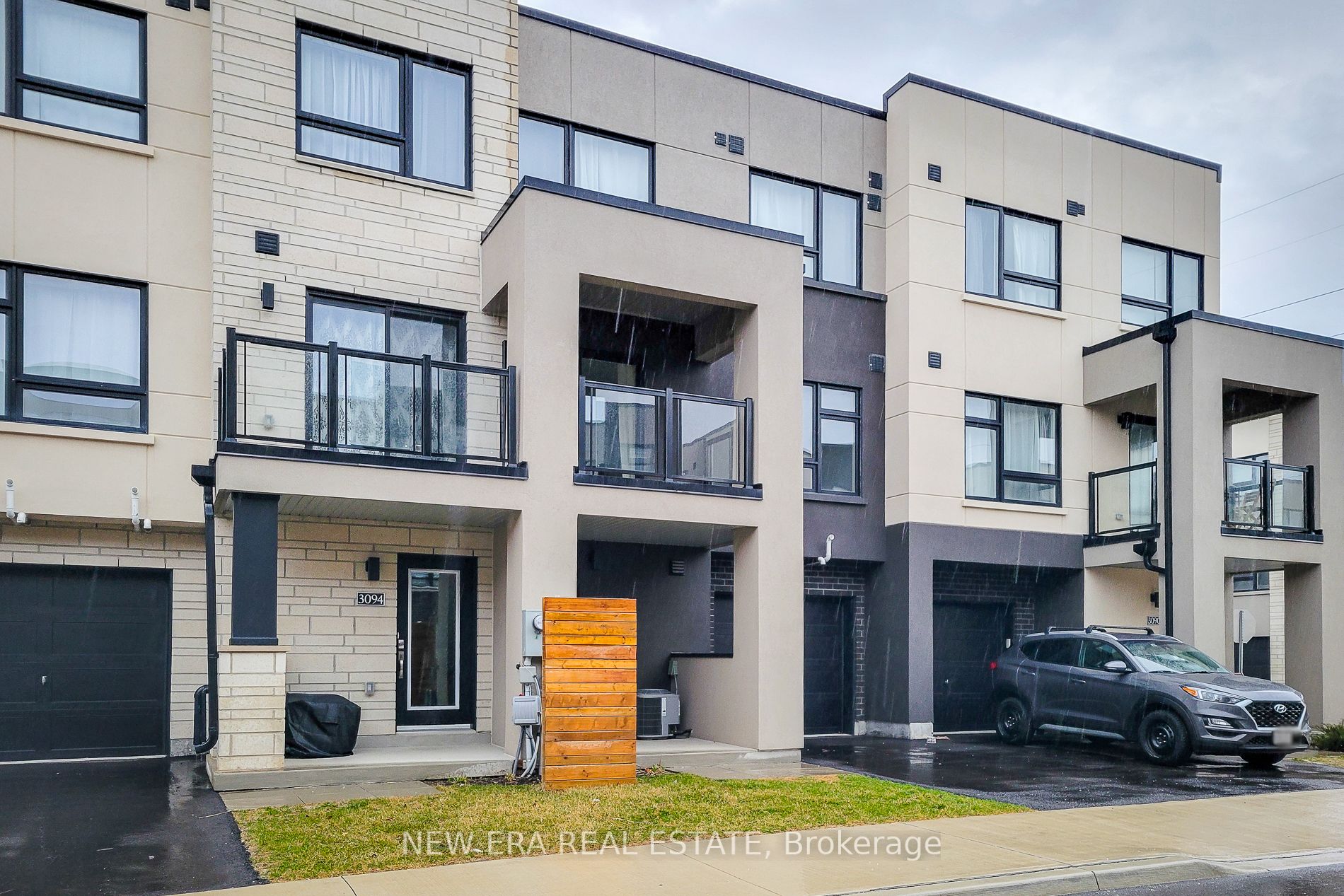 3092 Cherryblossom Common Property Photo 2