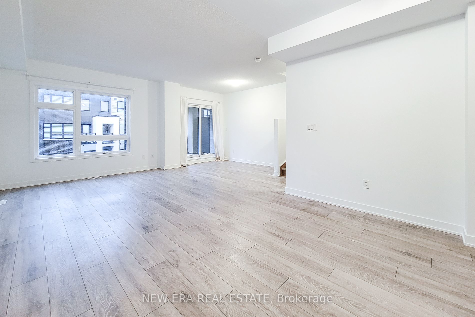 3092 Cherryblossom Common Property Photo 8