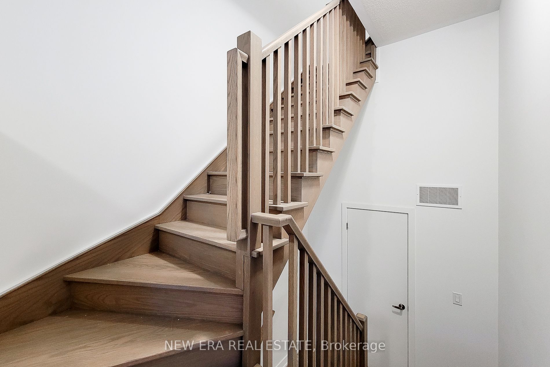 3092 Cherryblossom Common Property Photo 21