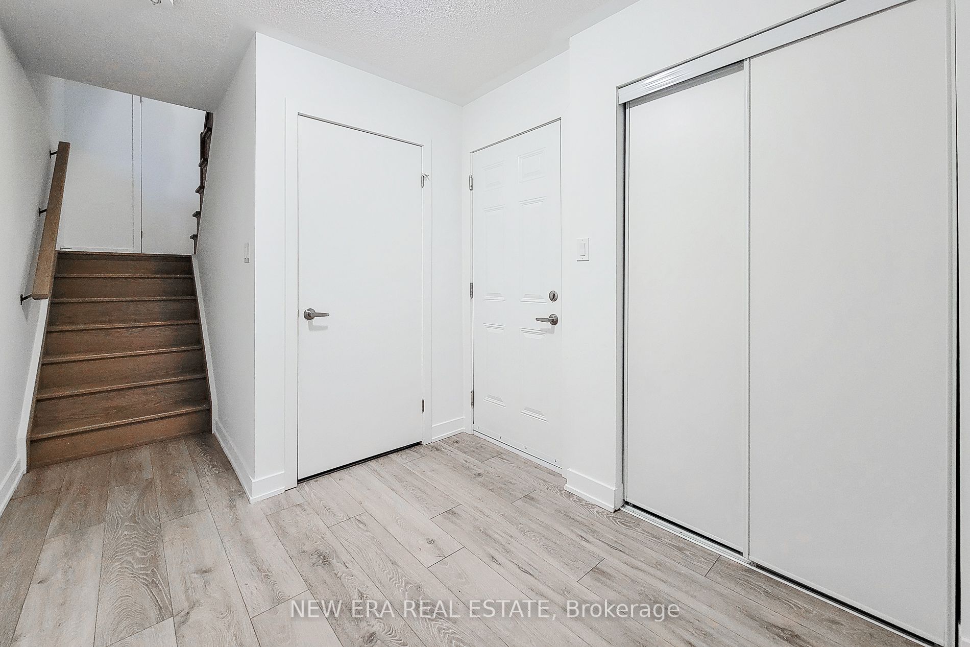 3092 Cherryblossom Common Property Photo 31