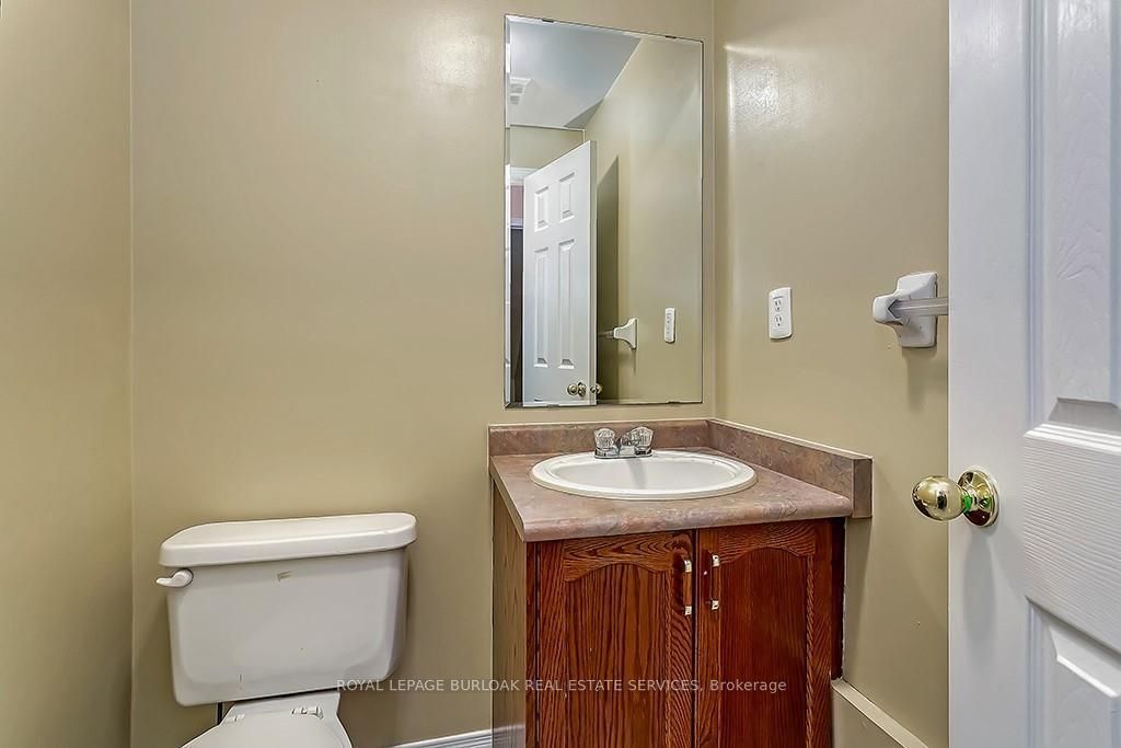 5104 Falconcrest Dr Property Photo 13