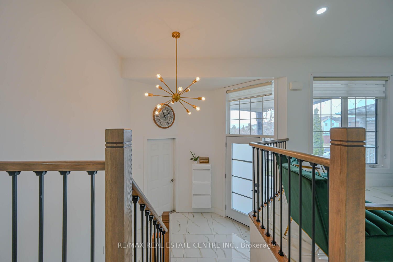 52 Fletchers Creek Blvd Property Photo 6