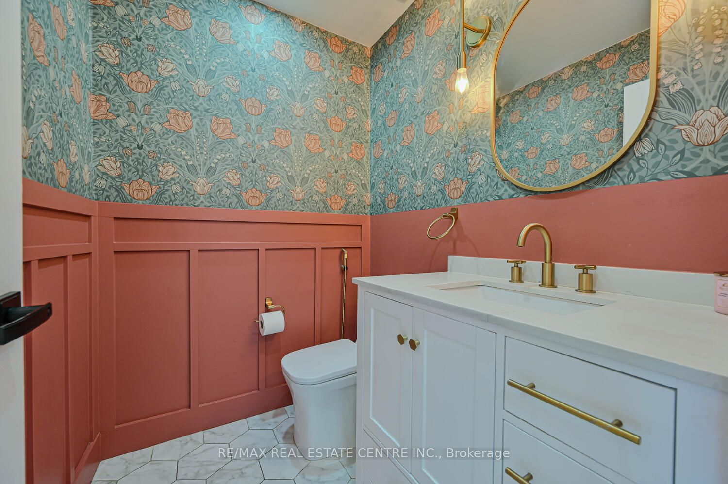 52 Fletchers Creek Blvd Property Photo 24