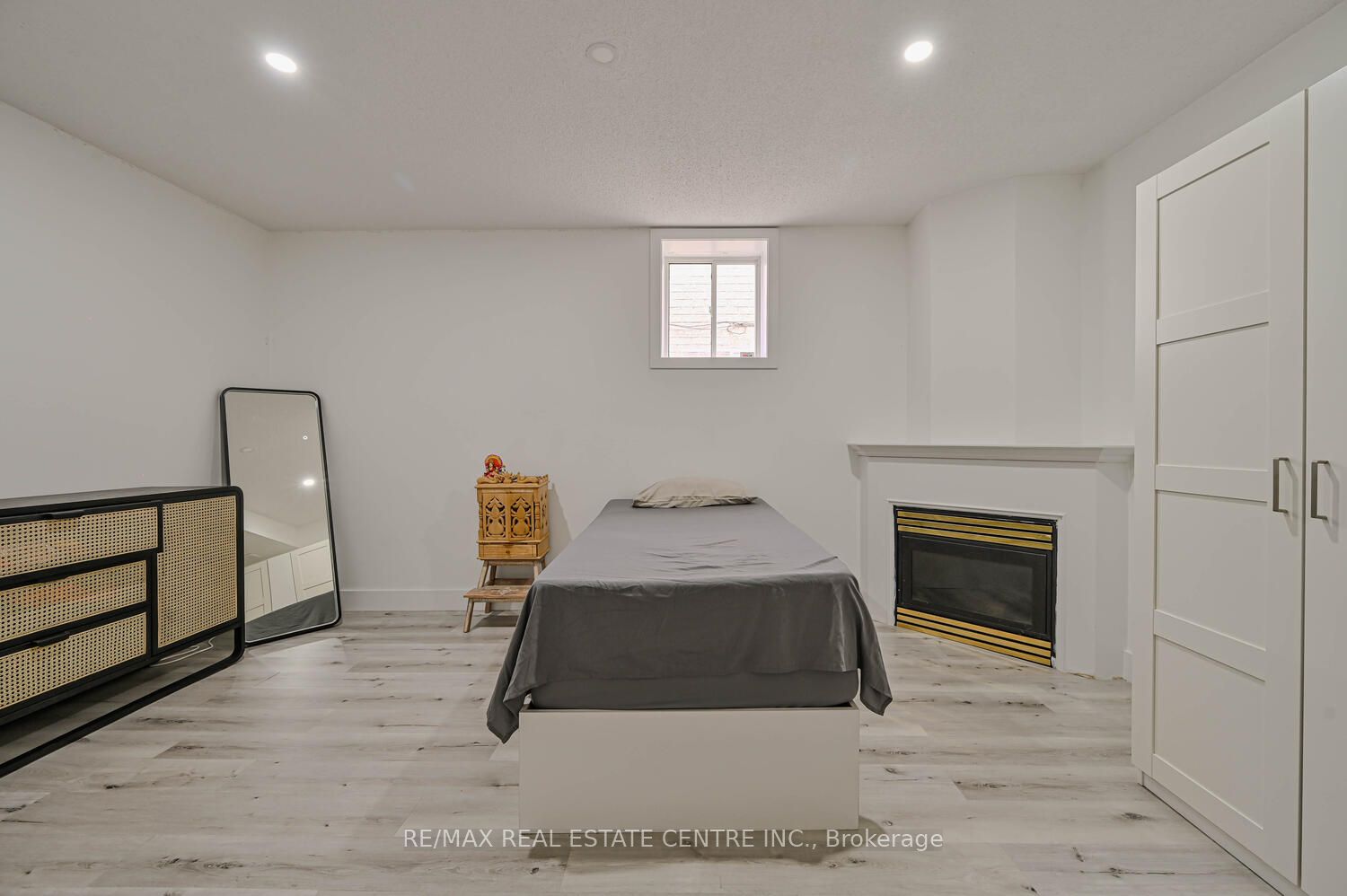 52 Fletchers Creek Blvd Property Photo 31