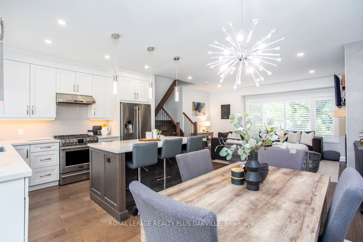 659 Trafford Cres Property Photo 12