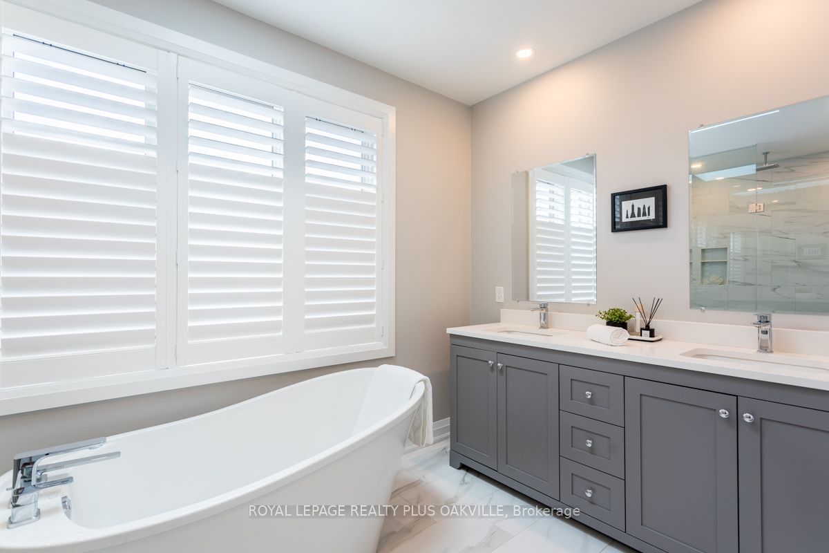 659 Trafford Cres Property Photo 20