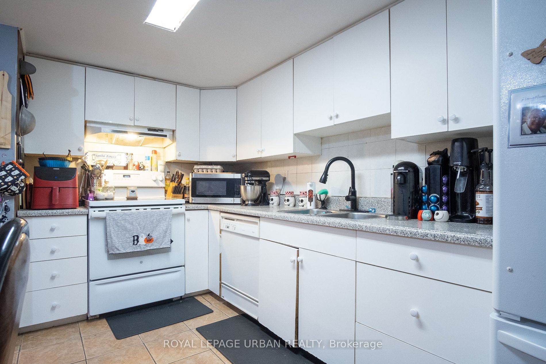 99 Falstaff Ave Property Photo 32