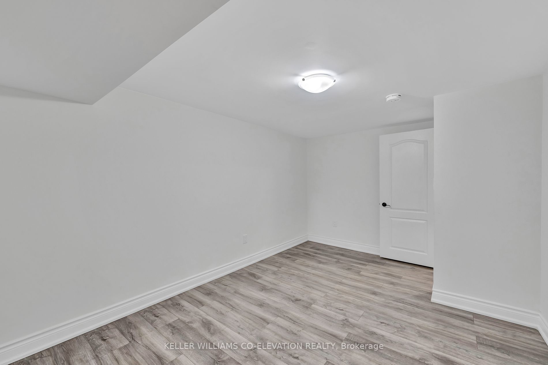 15 Shadowbrook Dr Property Photo 26