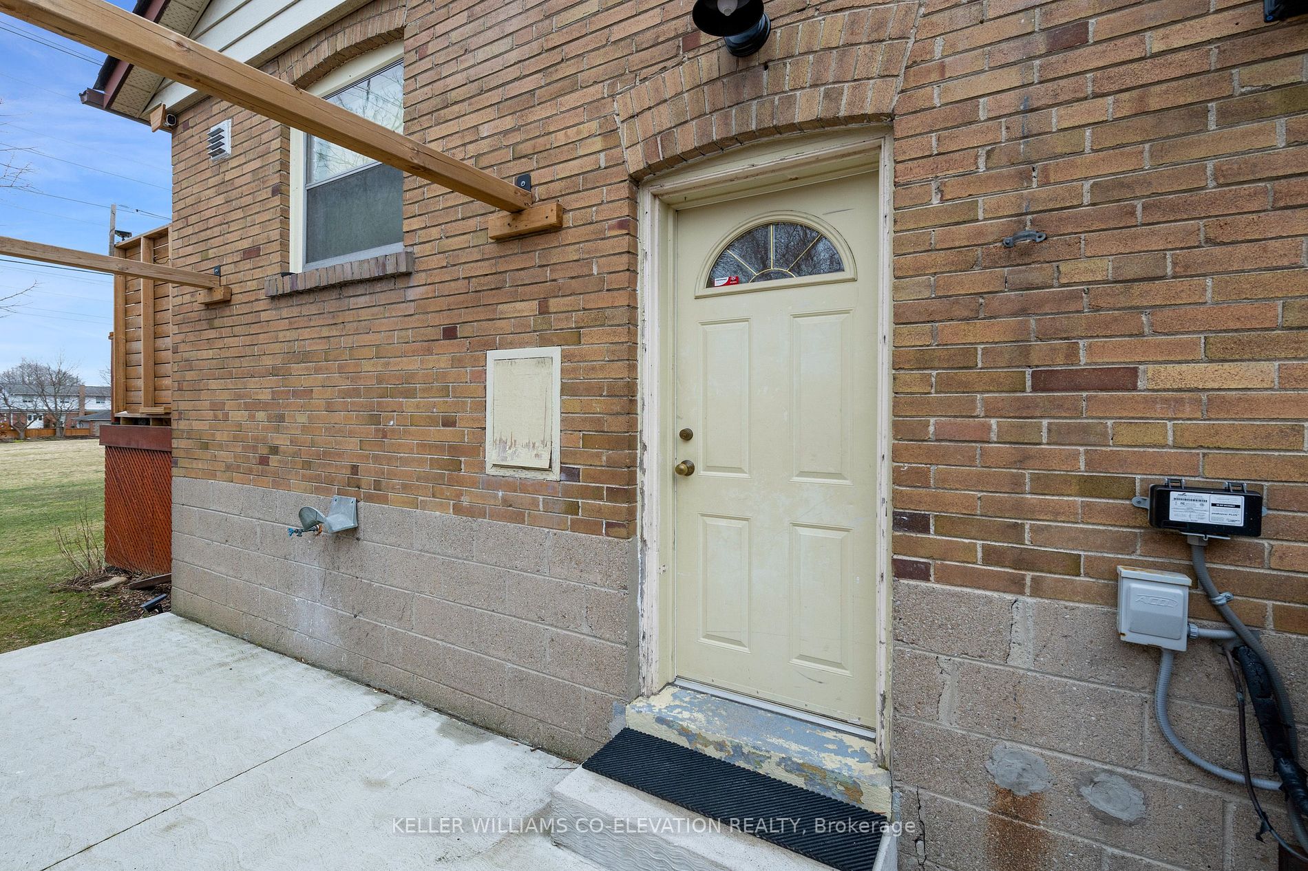 15 Shadowbrook Dr Property Photo 31