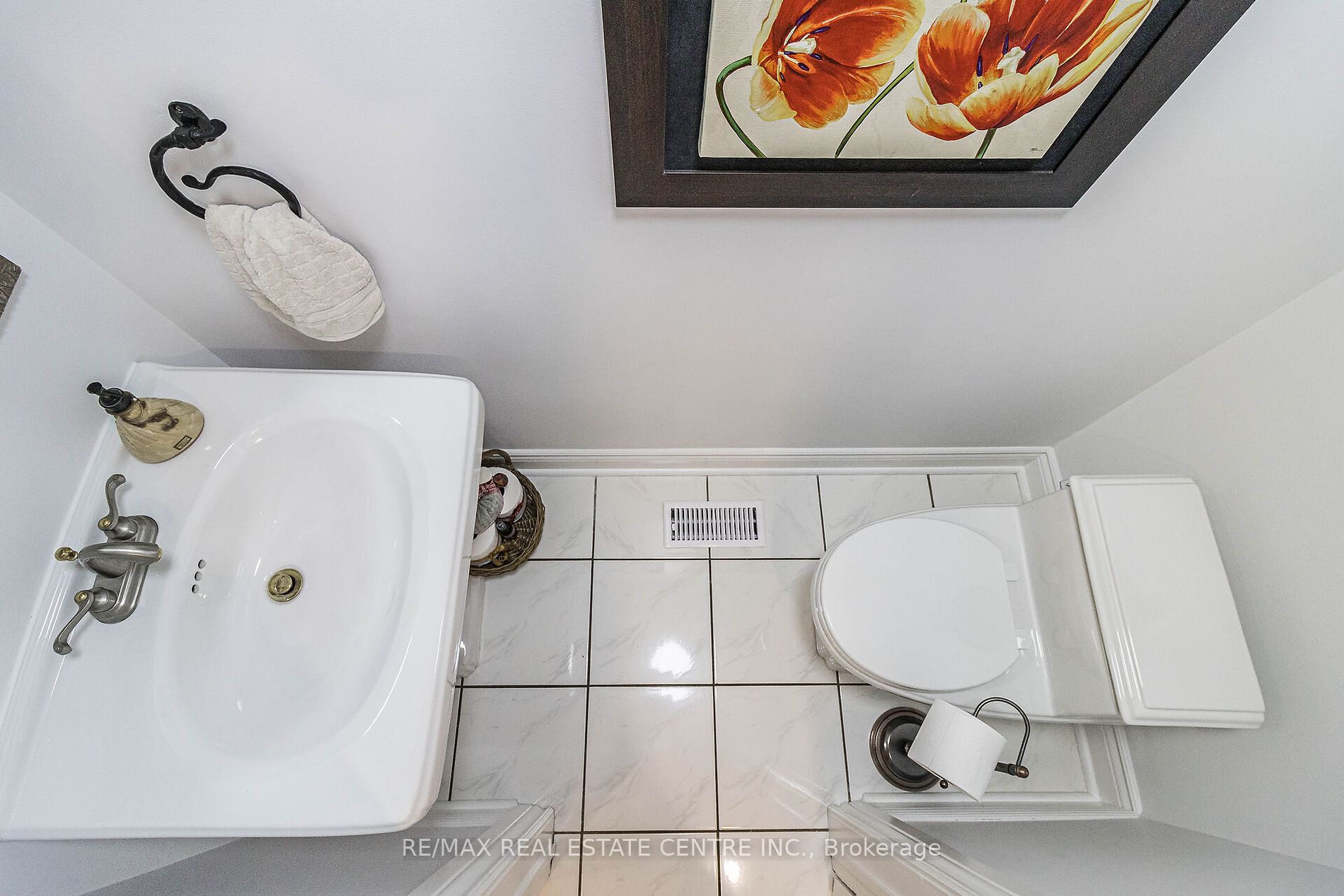 2624 Comet Crt Property Photo 21