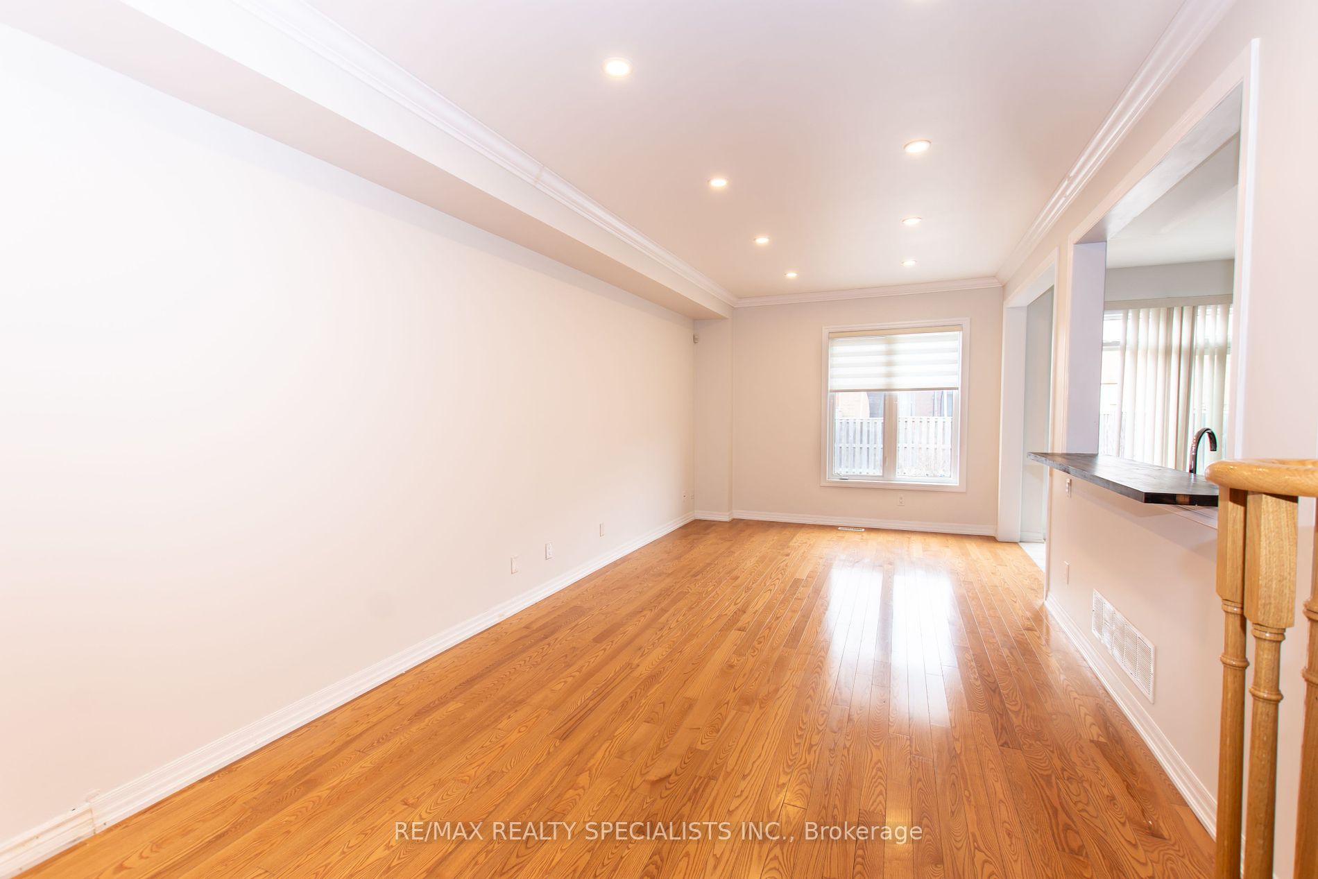 46 Whitmer St Property Photo 7