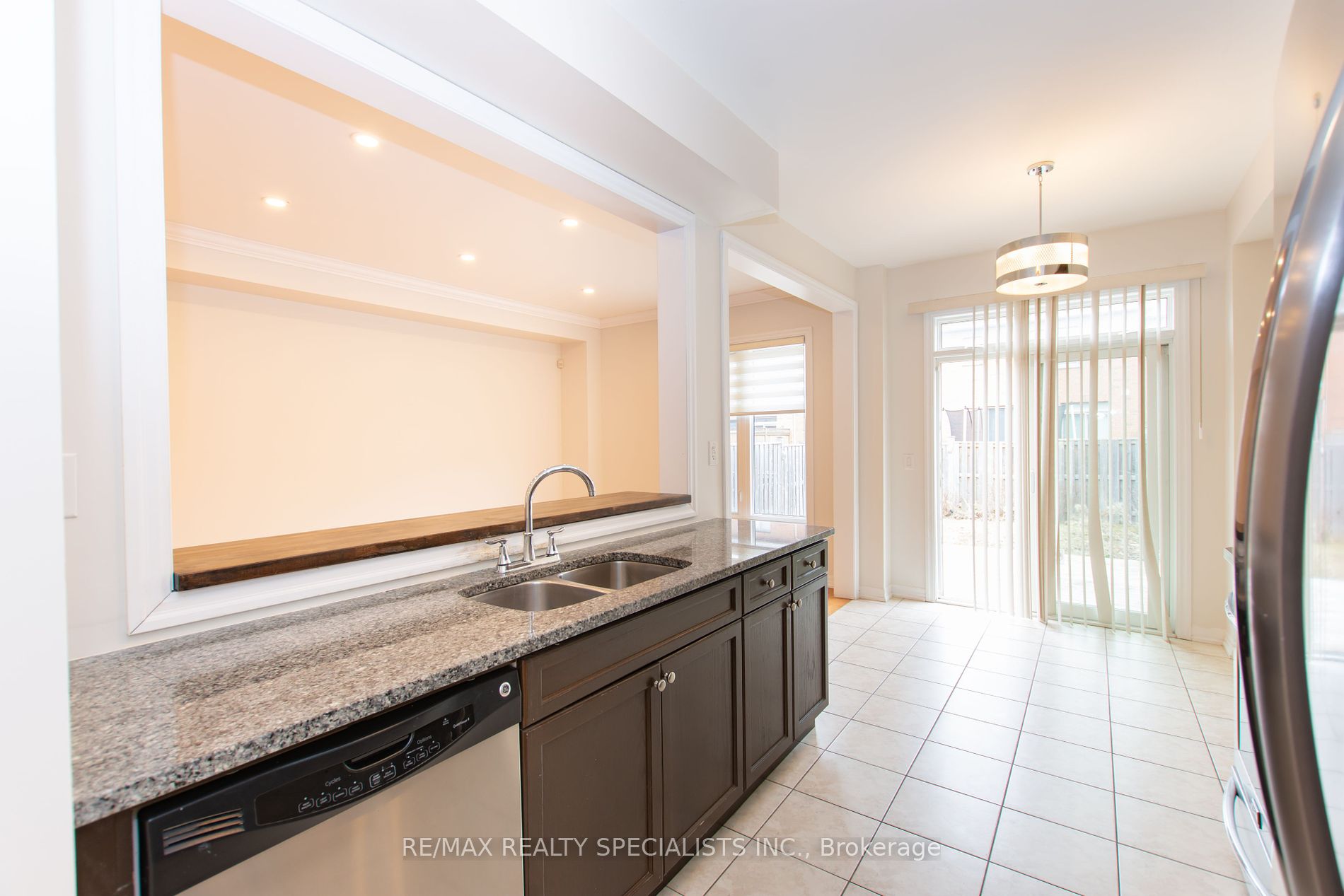 46 Whitmer St Property Photo 12