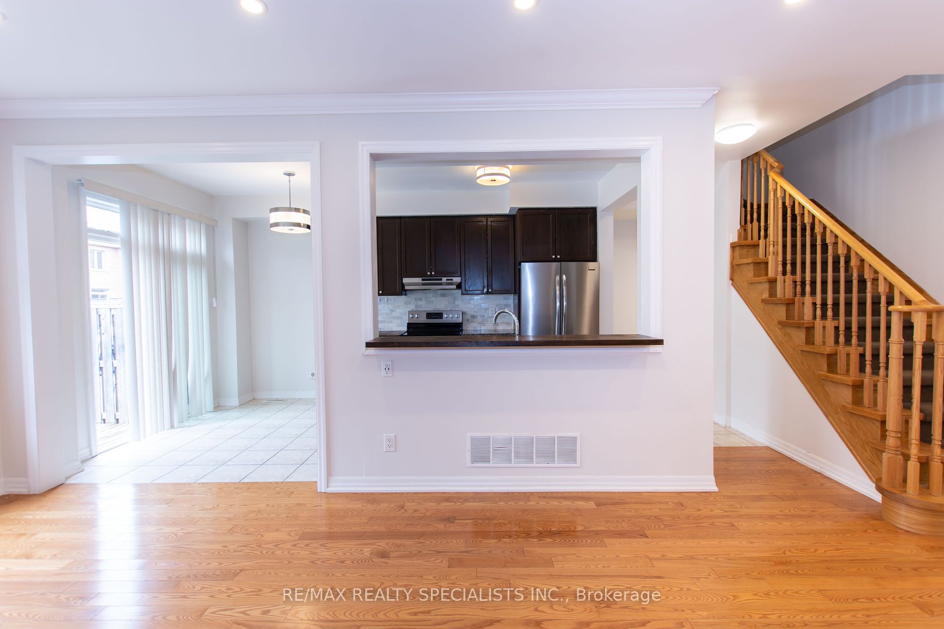 46 Whitmer St Property Photo 14