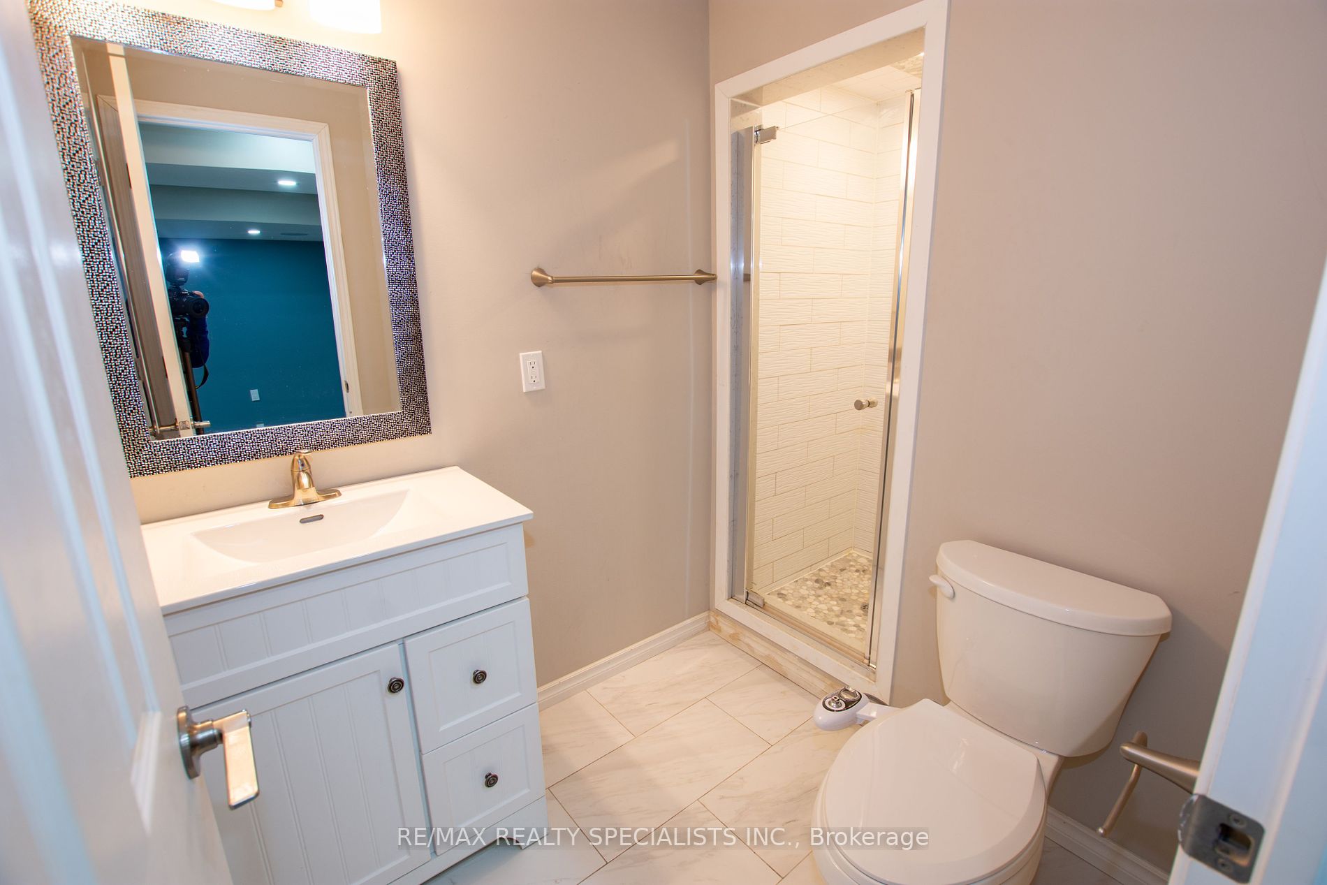 46 Whitmer St Property Photo 27