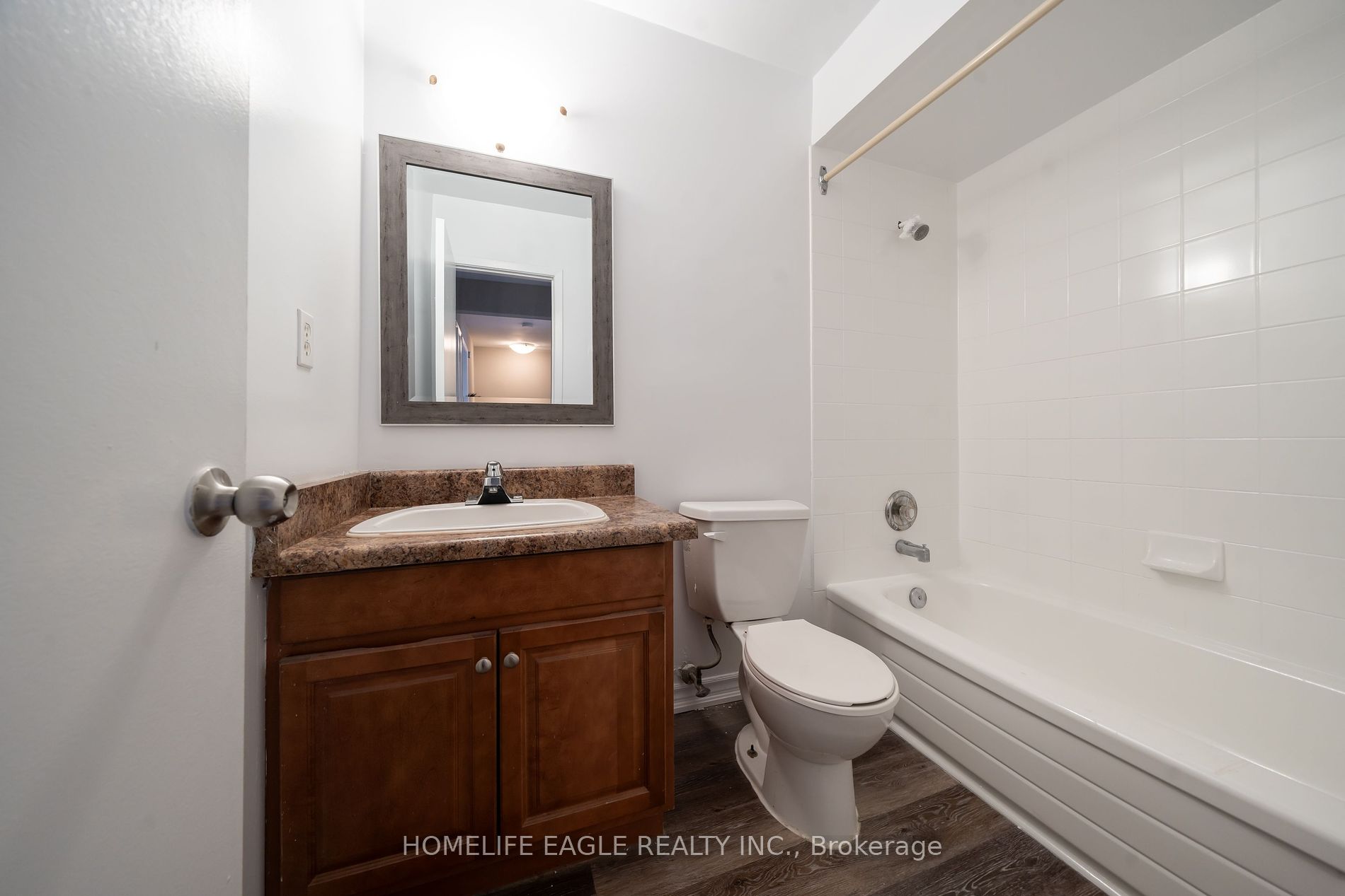 1237 White Oaks Blvd 1237 Property Photo 18