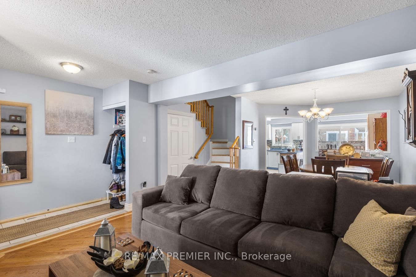97 Lent Cres Property Photo 6