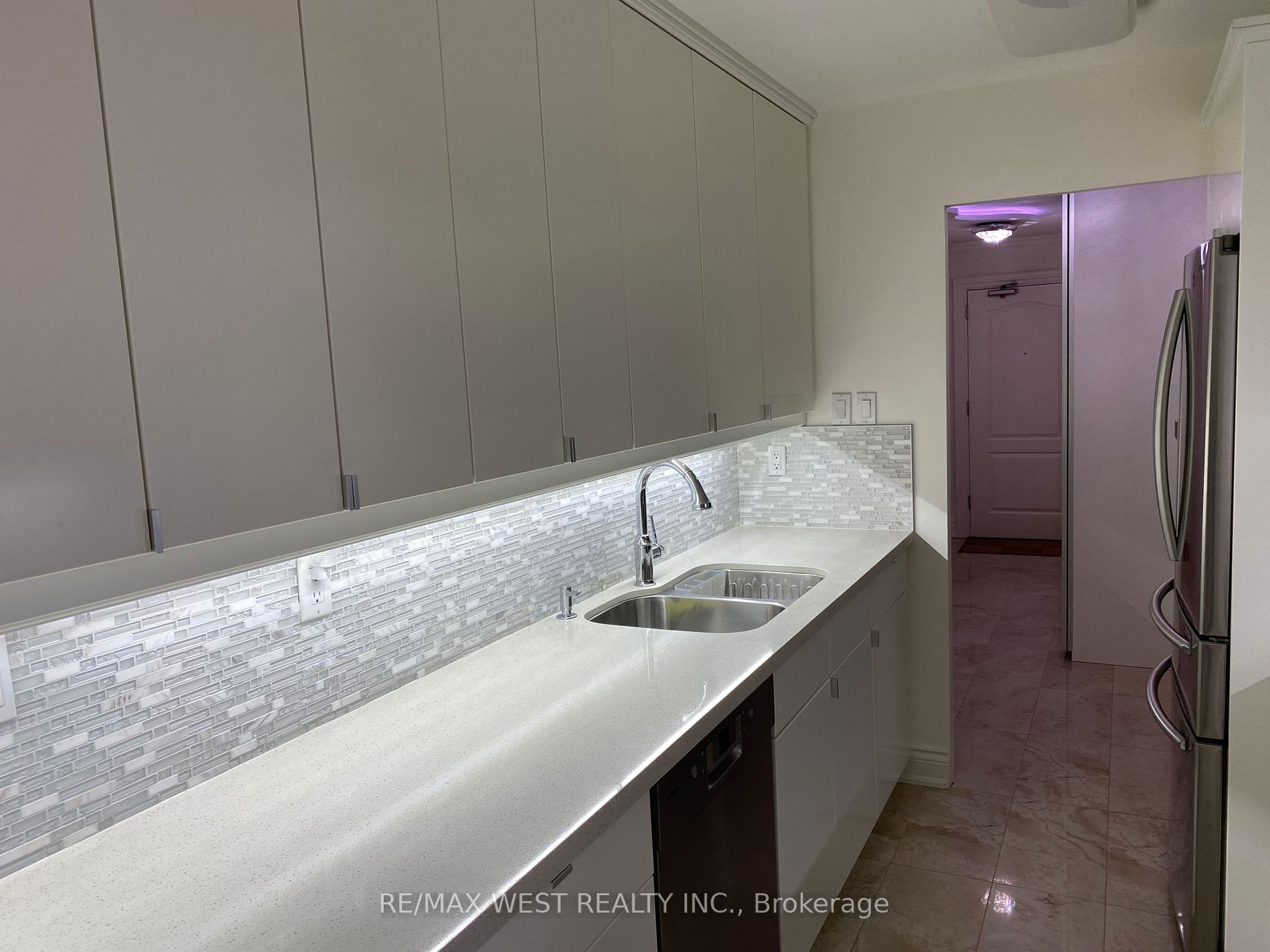 61 Richview Rd 05 Property Photo 6