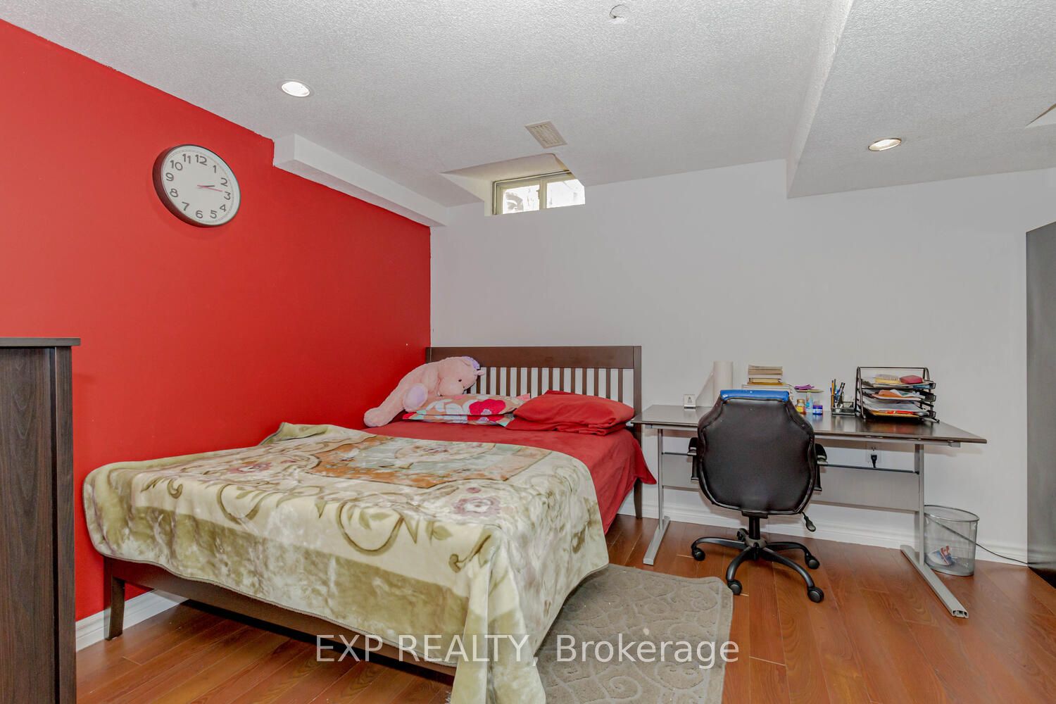152 Timberlane Dr N Property Photo 18