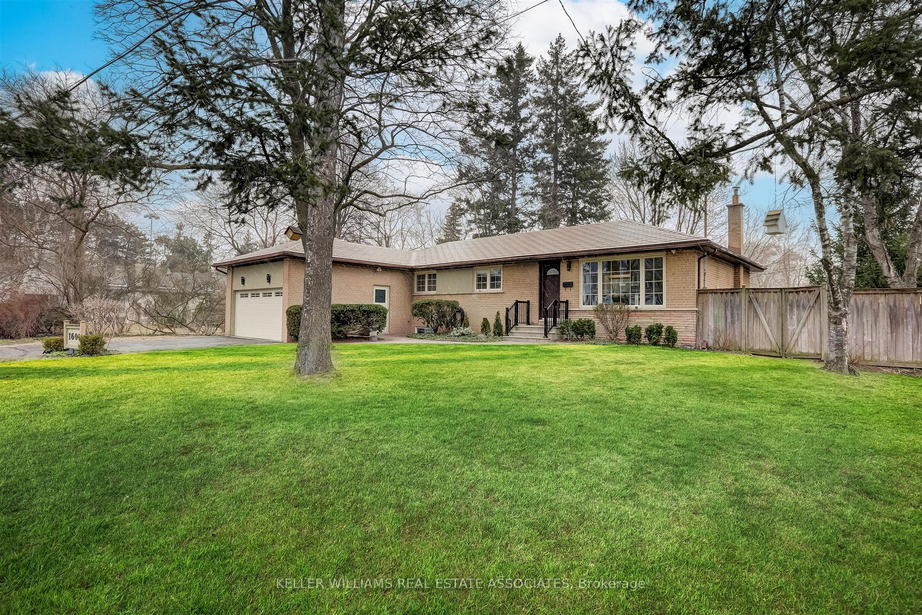 1609 Dogwood Tr Property Photo 1