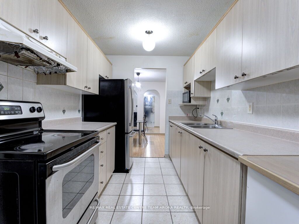 15 Kensington Rd 910 Property Photo 17