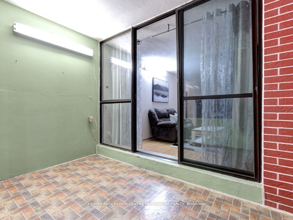 15 Kensington Rd 910 Property Photo 30