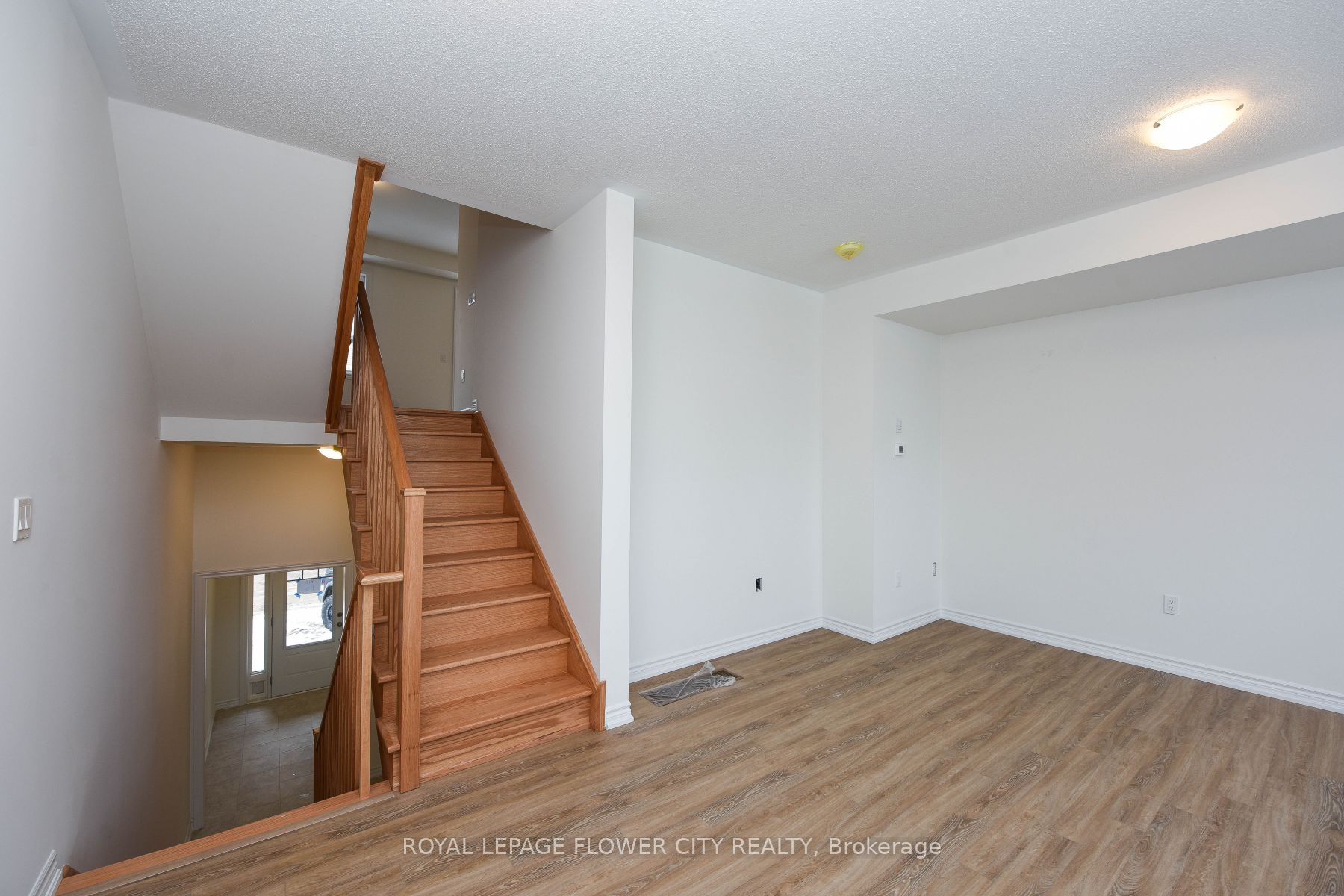 68 First St Property Photo 7