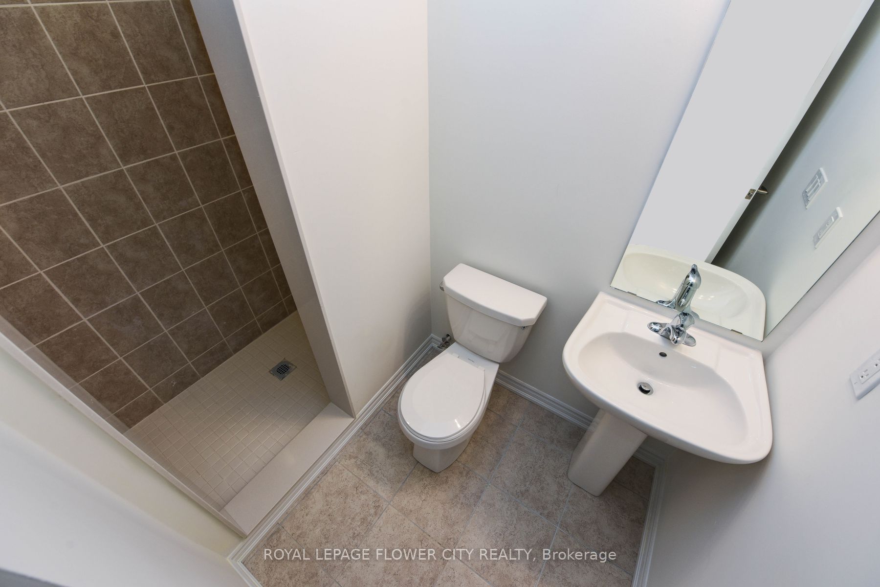 68 First St Property Photo 18