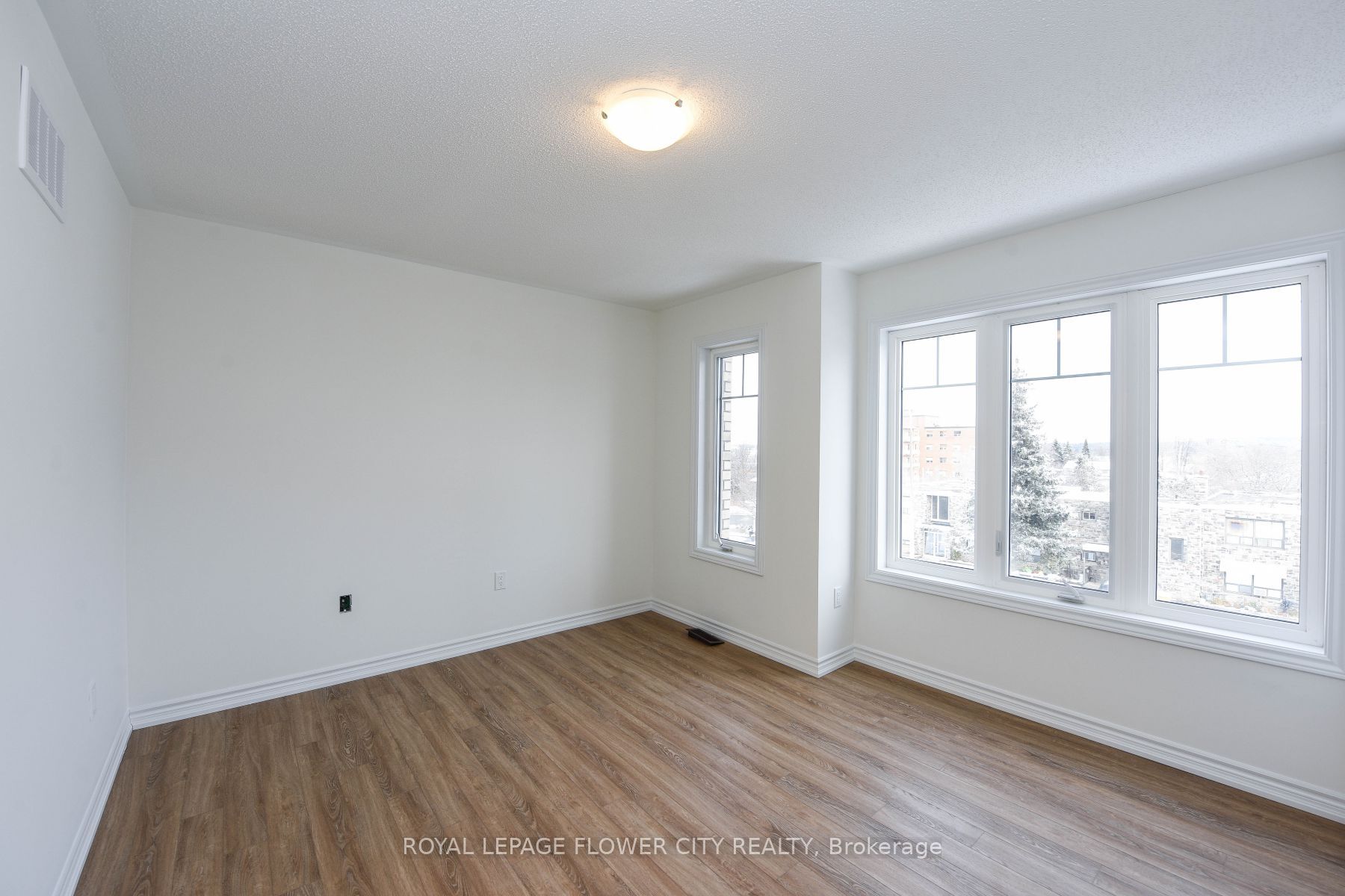 68 First St Property Photo 27