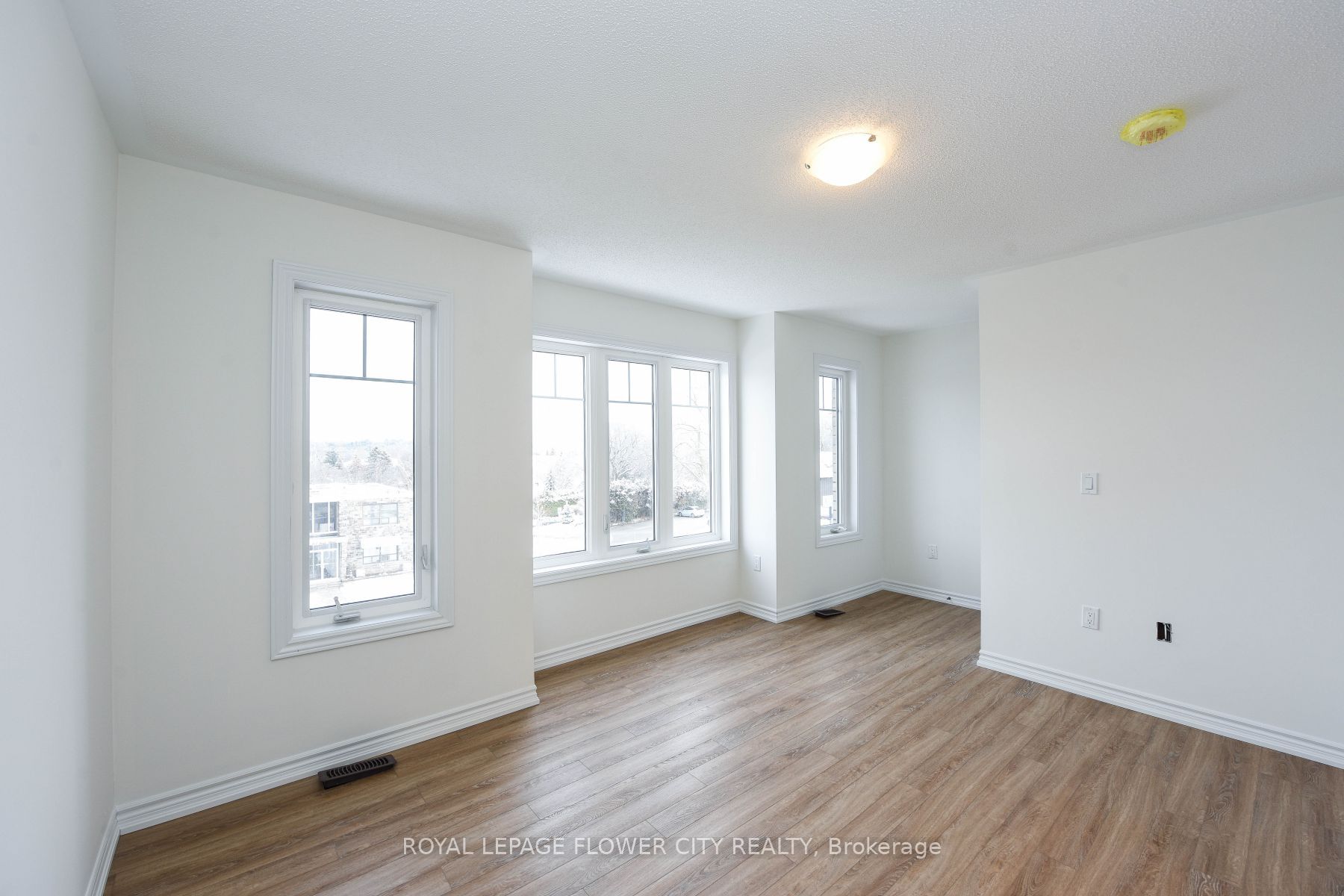 68 First St Property Photo 29