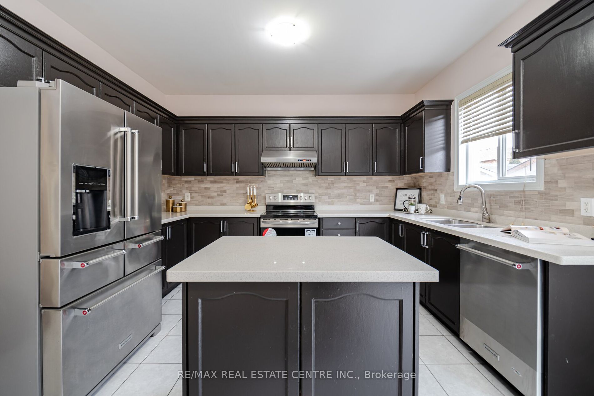 71 Via Romano Way Property Photo 5