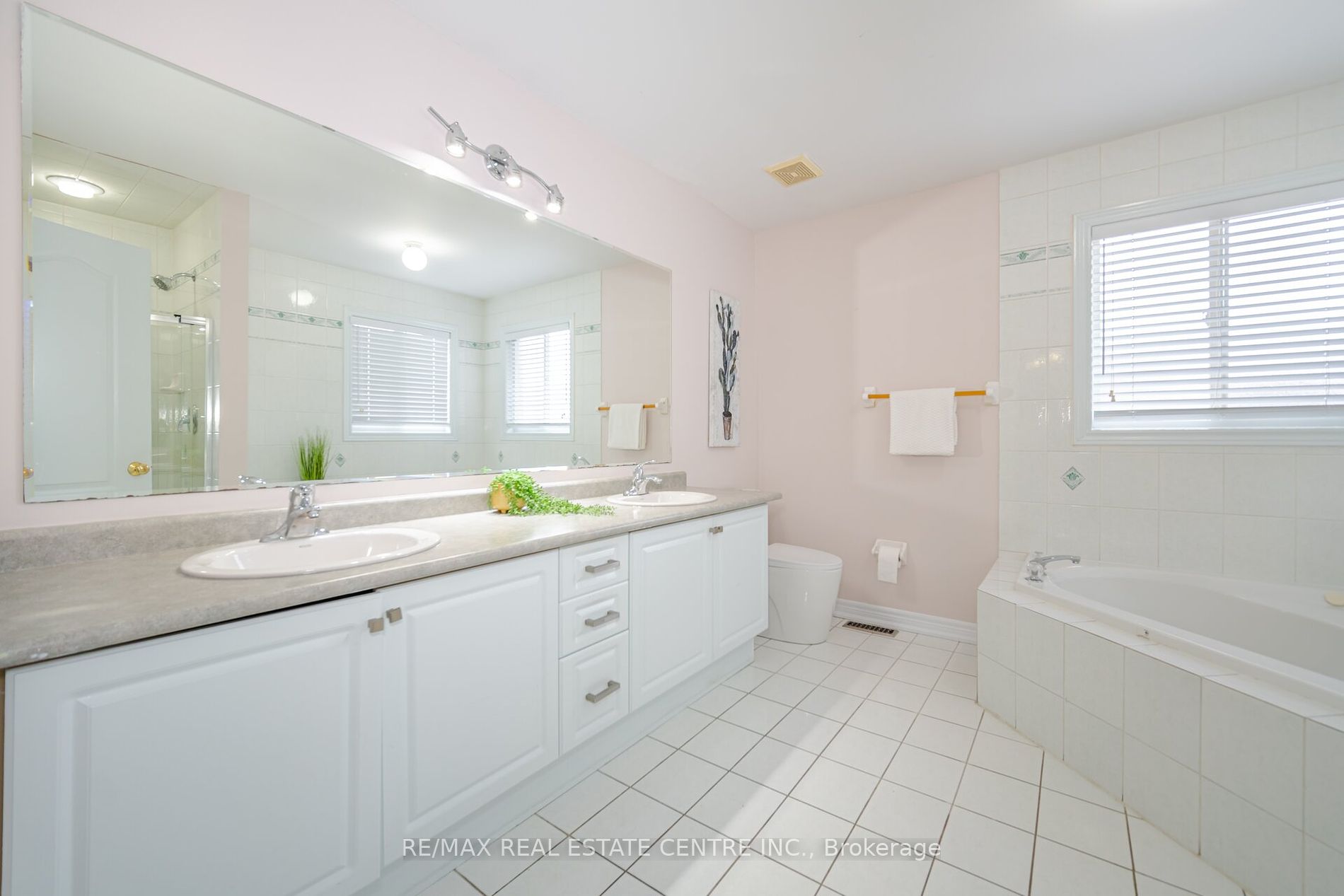 71 Via Romano Way Property Photo 25