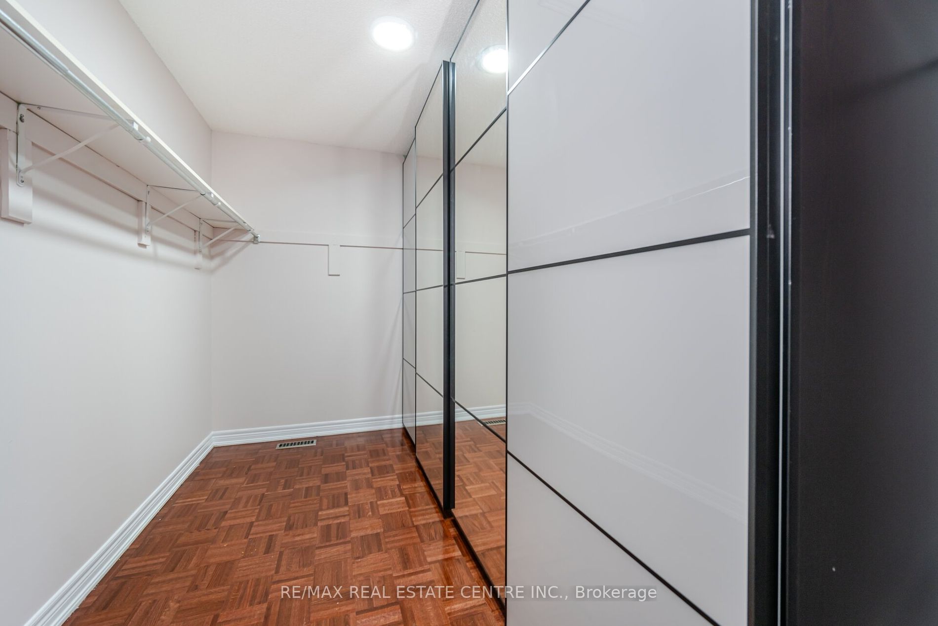 71 Via Romano Way Property Photo 26