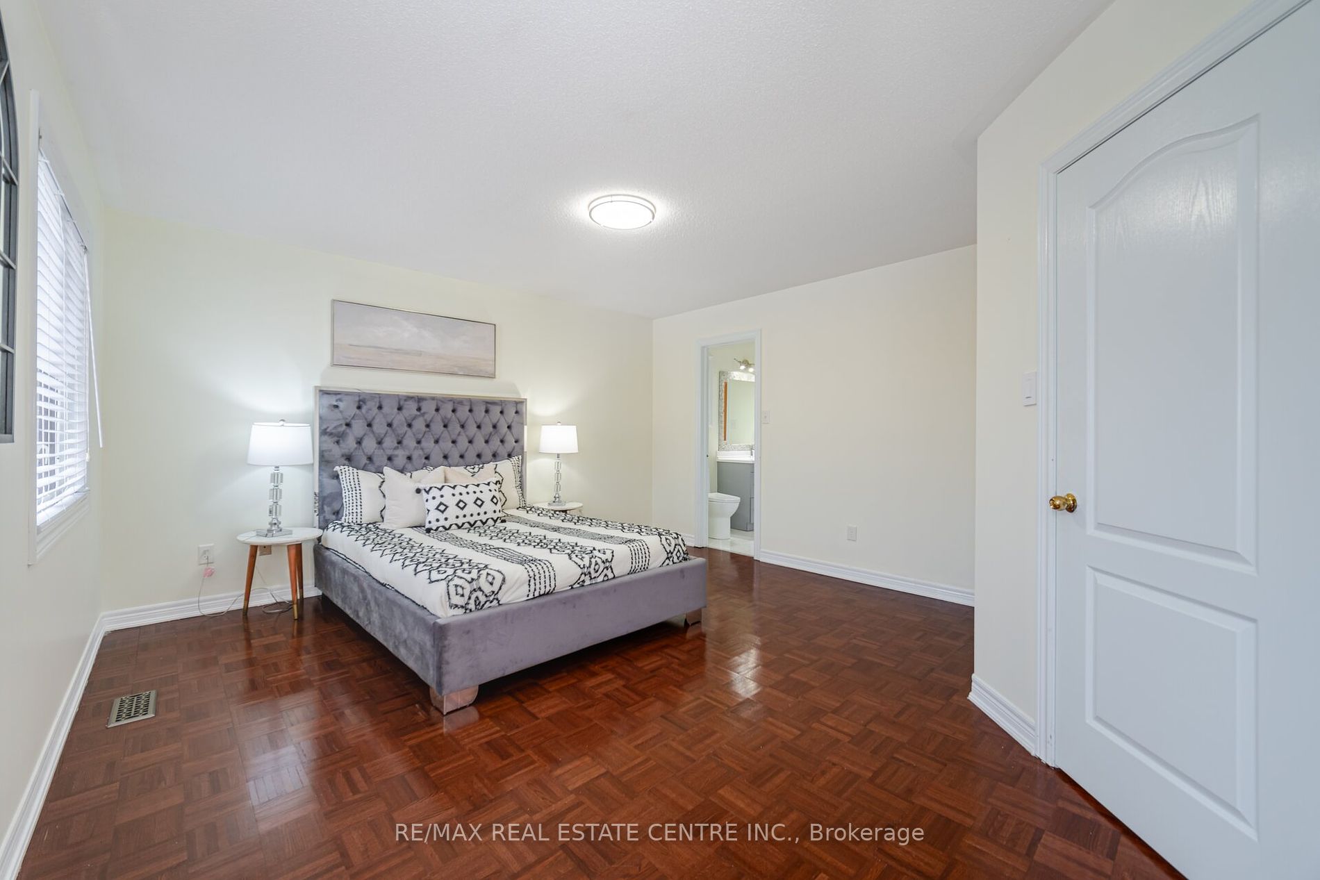 71 Via Romano Way Property Photo 32
