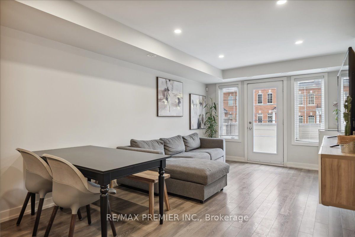 100 Parrotta Dr 64 Property Photo 15